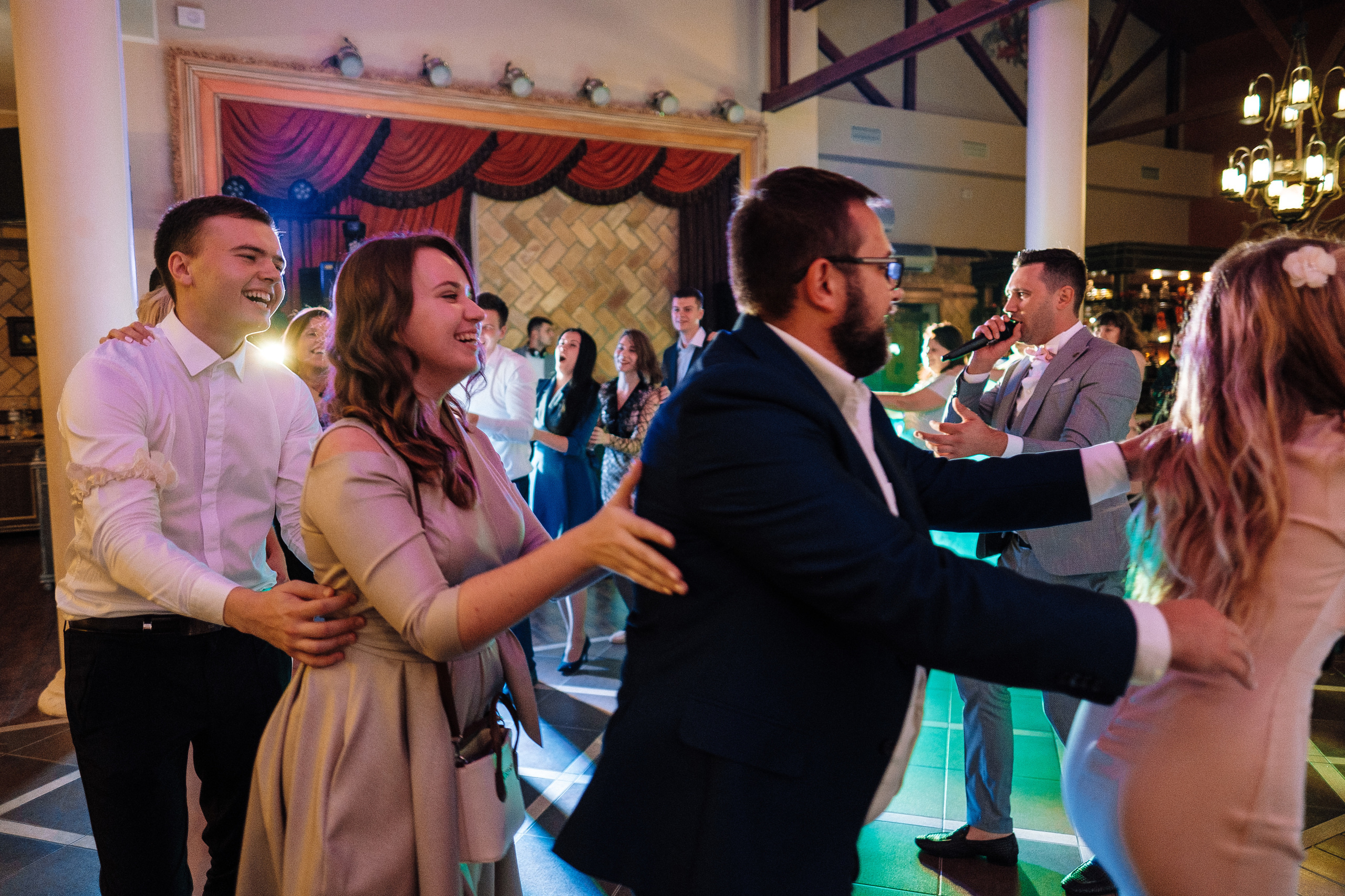 2019 19.10 WeddingStory Евгений+Юлия. Ivan Skufinsky — wedding and family photographer in Vancouver