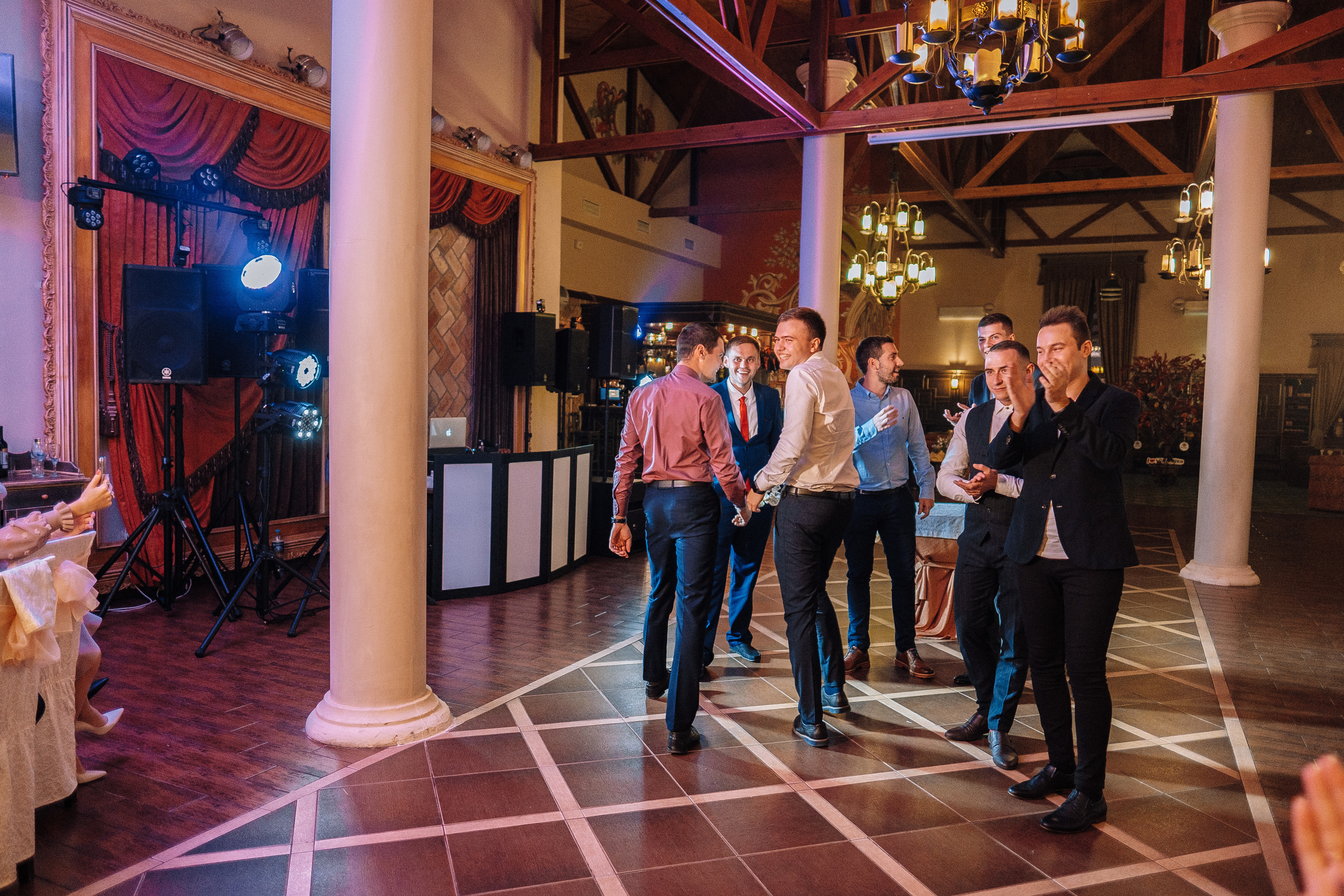 2019 19.10 WeddingStory Евгений+Юлия. Ivan Skufinsky — wedding and family photographer in Vancouver