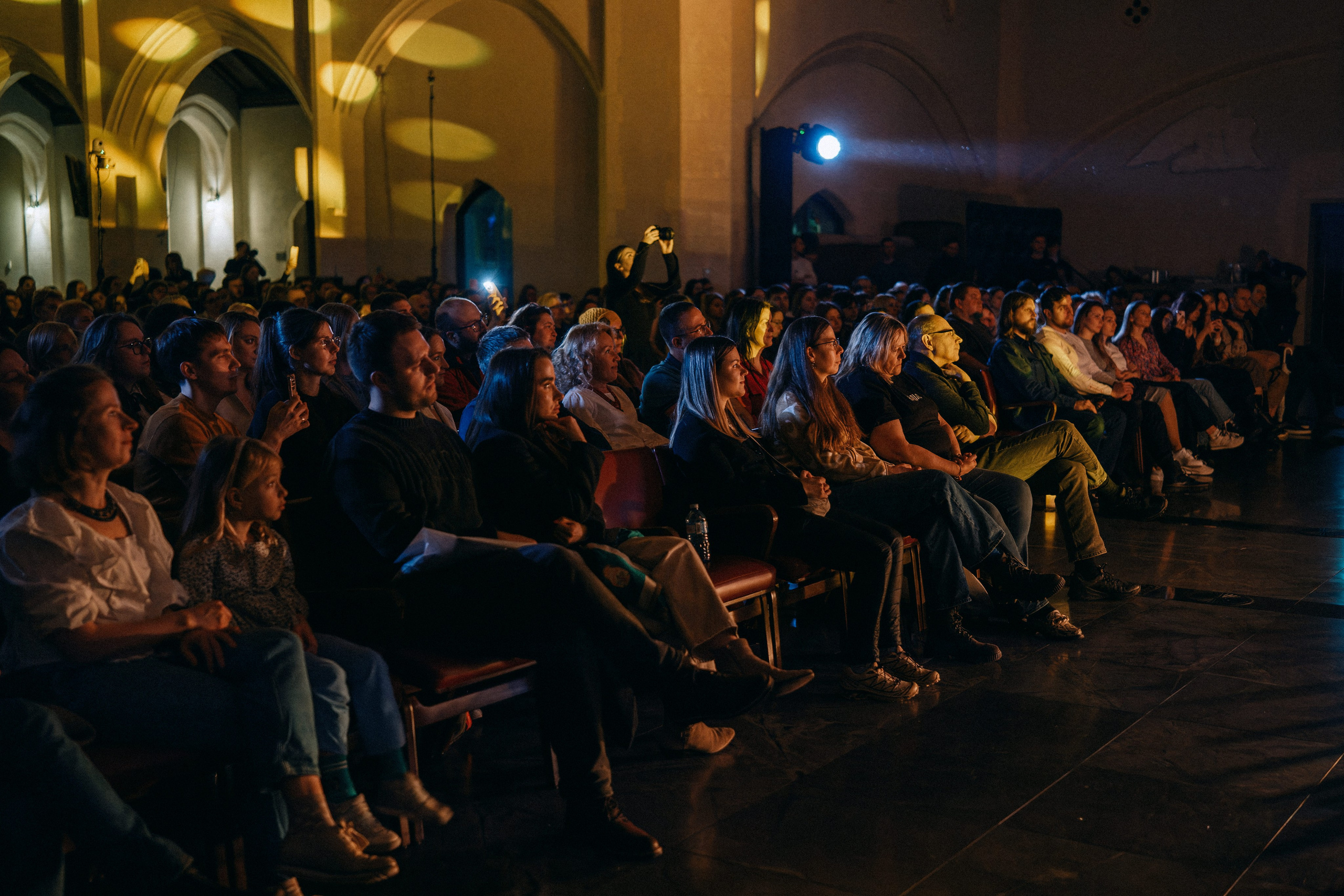 Live concert photography from Vivienne Mort in Vancouver 2025. Ivan Skufinsky — wedding and family photographer in Vancouver