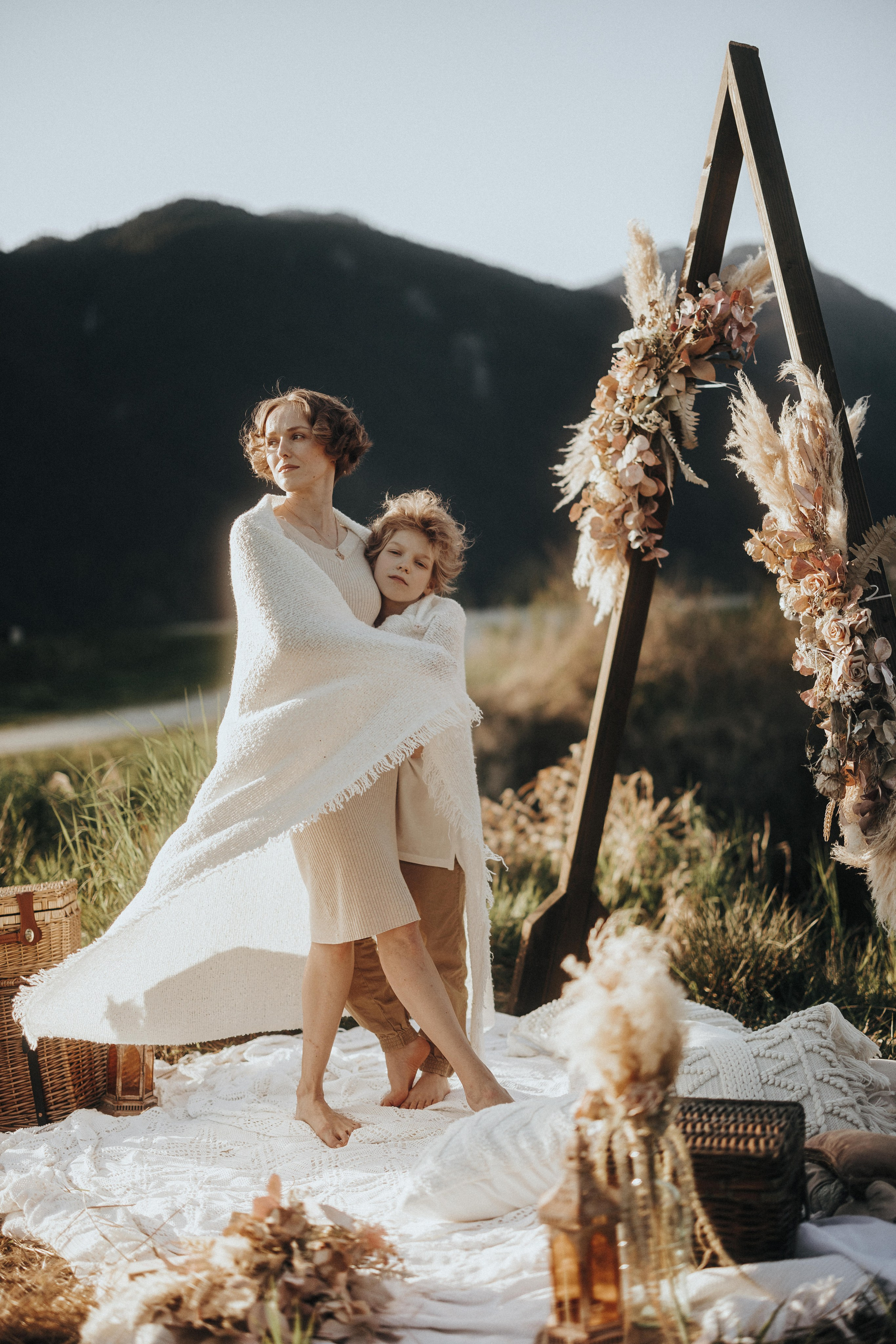 Family photo shoot at Pitt lake Vancouver BC. Ivan Skufinsky — wedding and family photographer in Vancouver