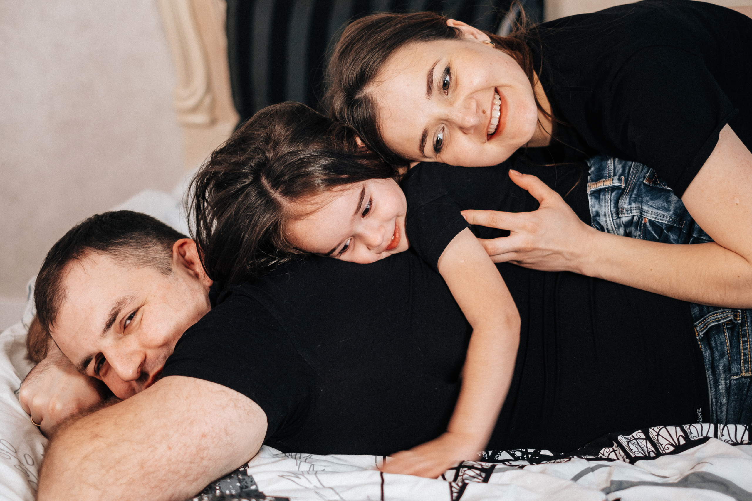 Марина+Андрей+Лиза+Животик. Ivan Skufinsky — wedding and family photographer in Vancouver