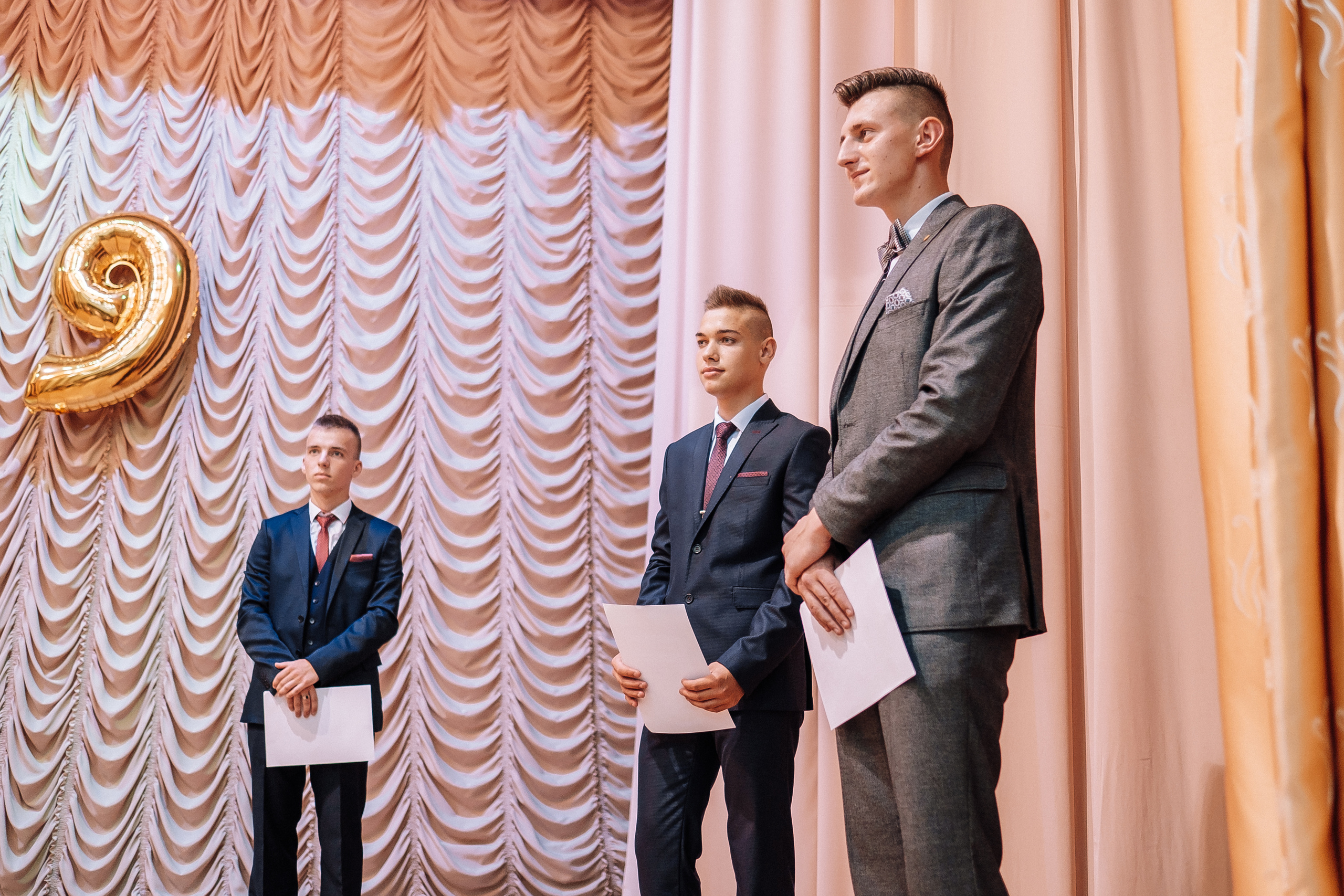 Выпускной школа номер 3. Хмельник. Ivan Skufinsky — wedding and family photographer in Vancouver