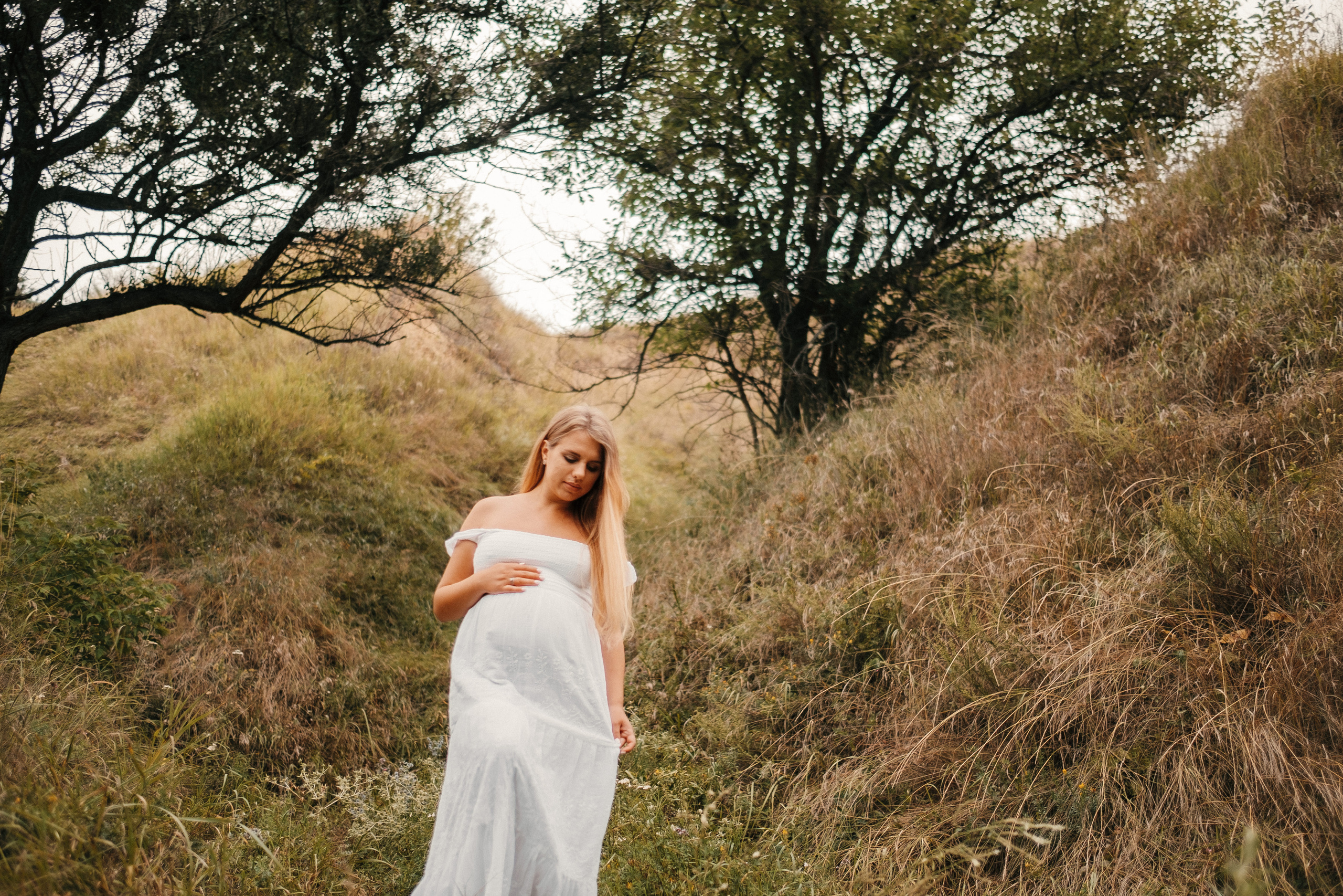 Pasha+Katya pregnancy photo shoot. Ivan Skufinsky — wedding and family photographer in Vancouver