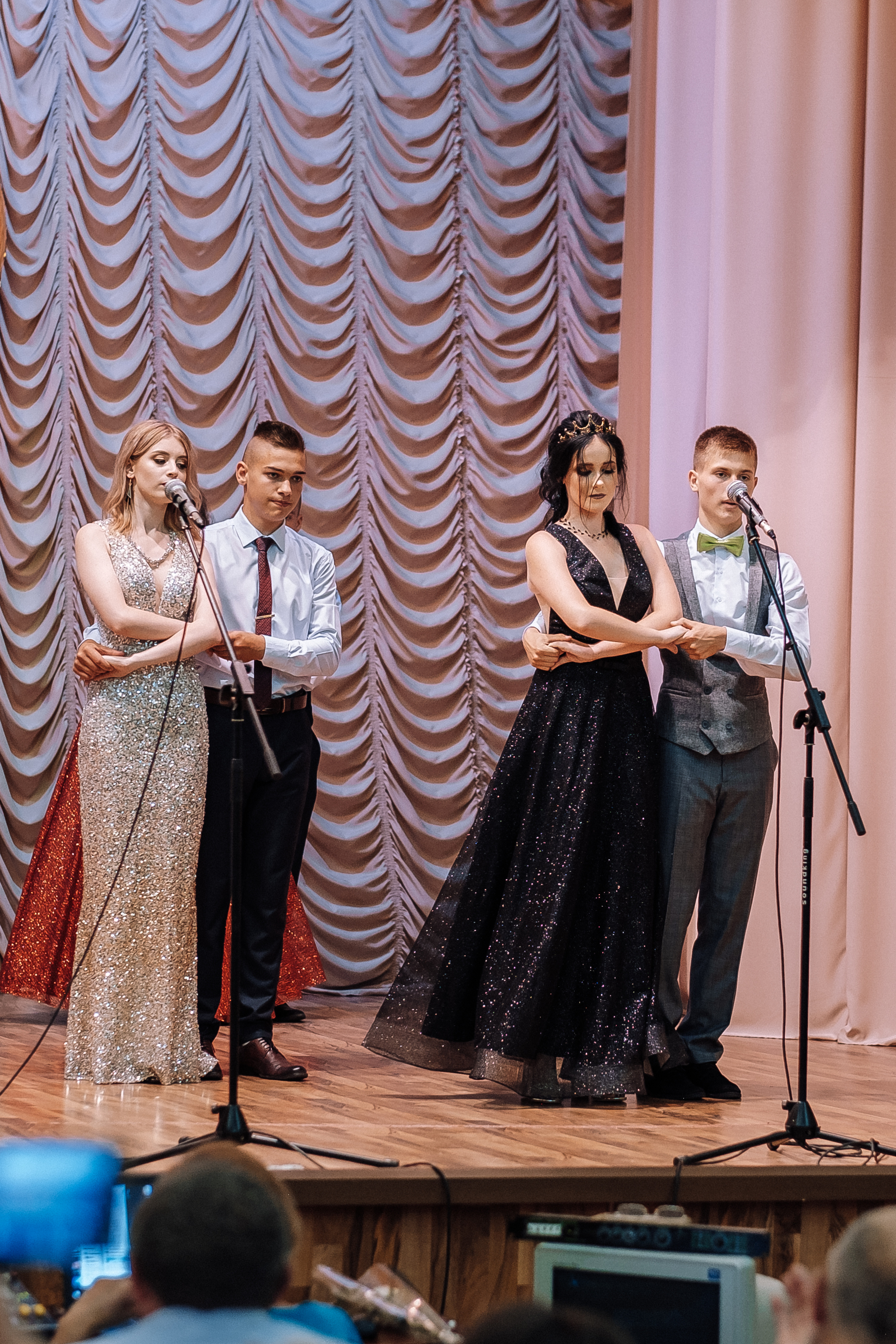 Выпускной школа номер 3. Хмельник. Ivan Skufinsky — wedding and family photographer in Vancouver