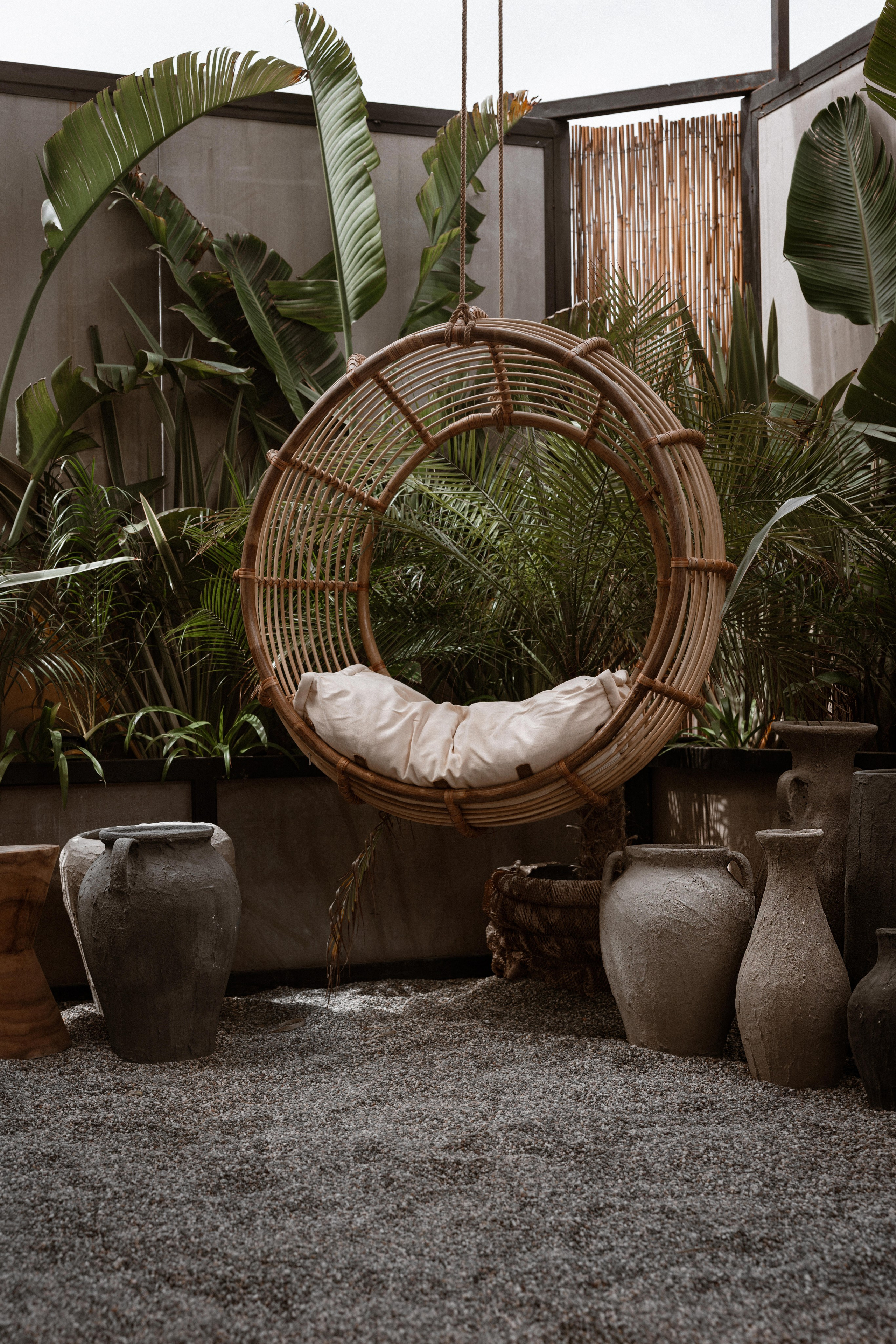 Interior photography and video shooting of a hotel in Bali style. Ivan Skufinsky — wedding and family photographer in Vancouver