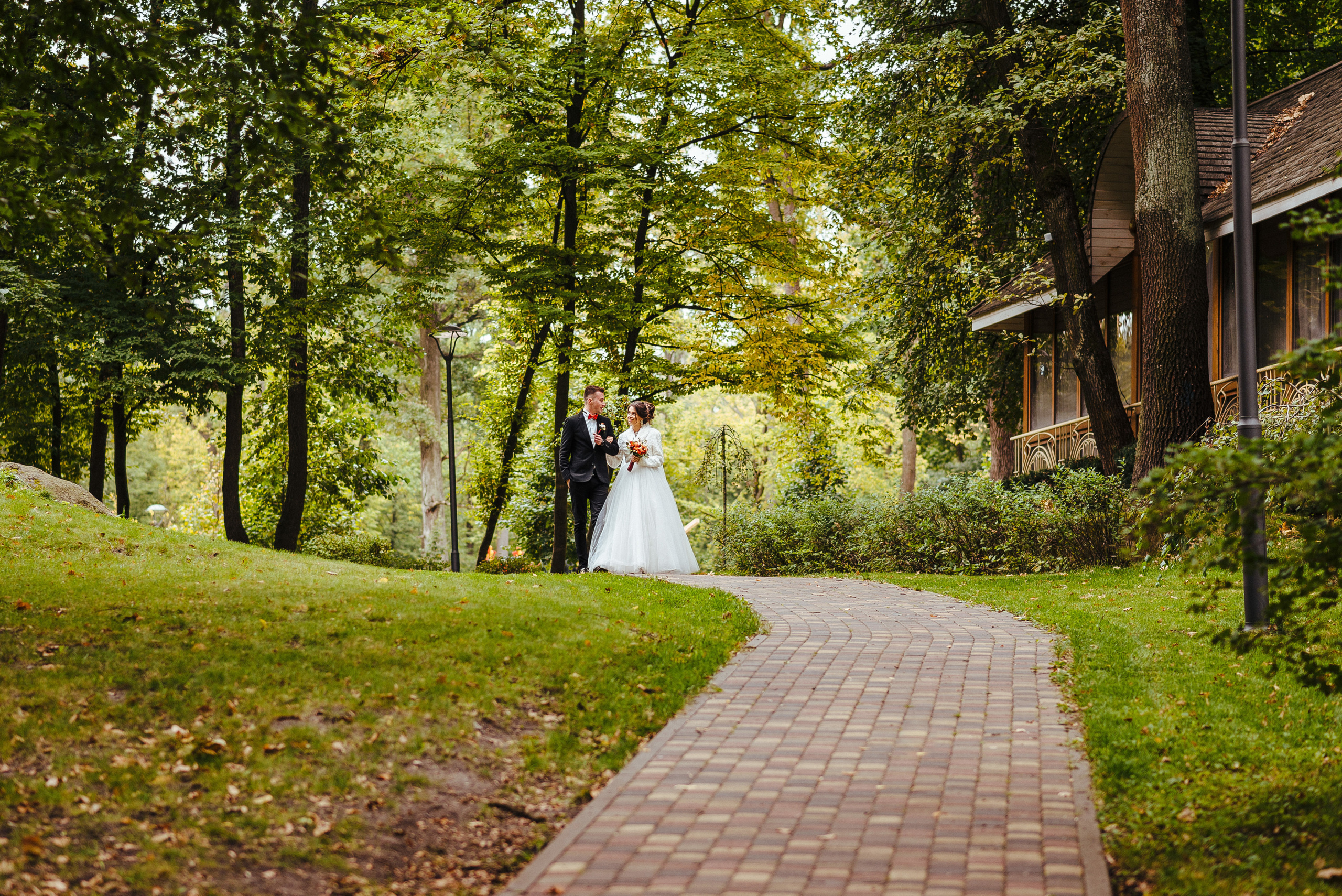 Wedding photoshoots photographer videographer Vancouver BC. Ivan Skufinsky — wedding and family photographer in Vancouver