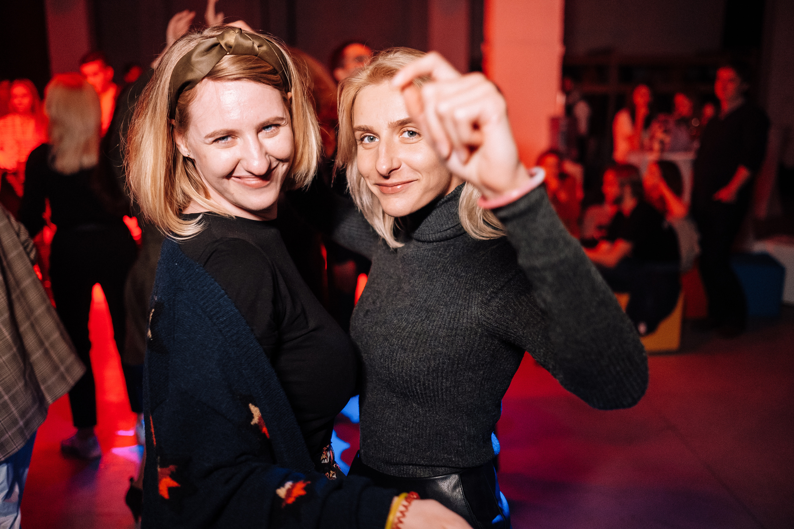 ZEO Alliance 24.10.19 party. Ivan Skufinsky — wedding and family photographer in Vancouver