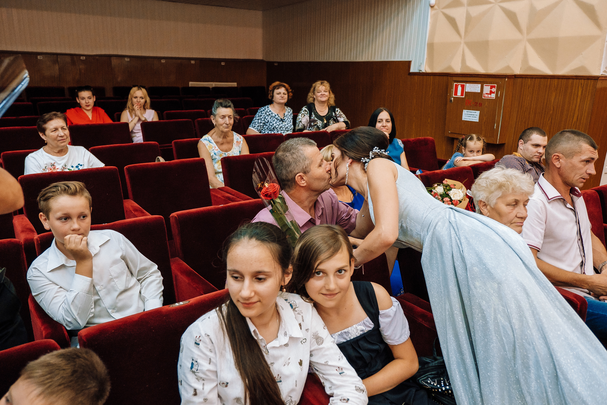 Выпускной школа номер 3. Хмельник. Ivan Skufinsky — wedding and family photographer in Vancouver