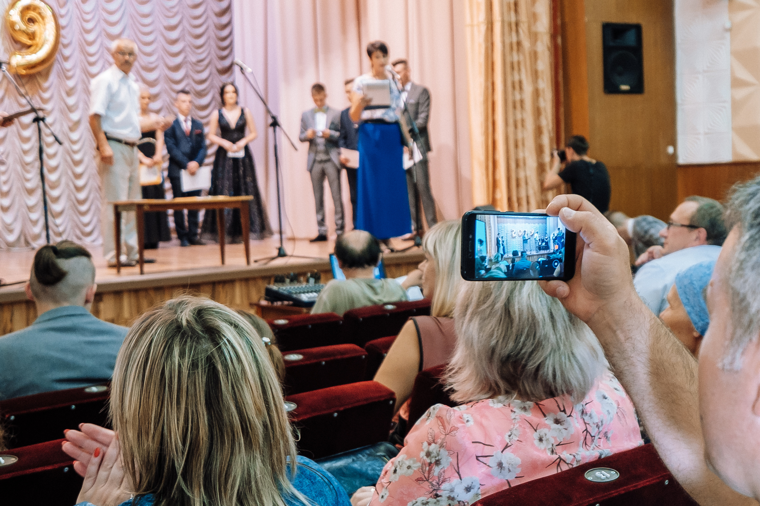 Выпускной школа номер 3. Хмельник. Ivan Skufinsky — wedding and family photographer in Vancouver