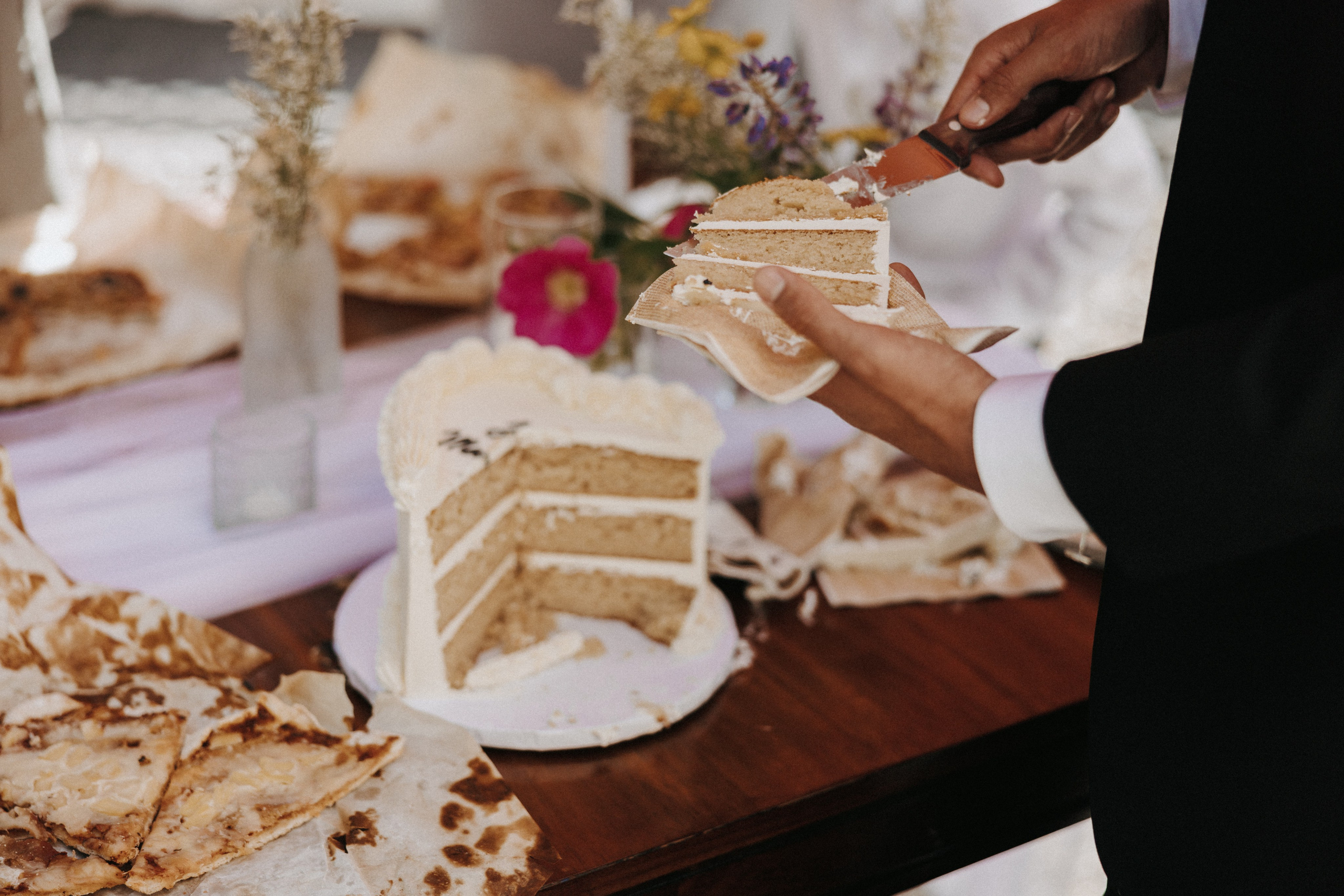 Michael & Caitlyn. Ivan Skufinsky — wedding and family photographer in Vancouver