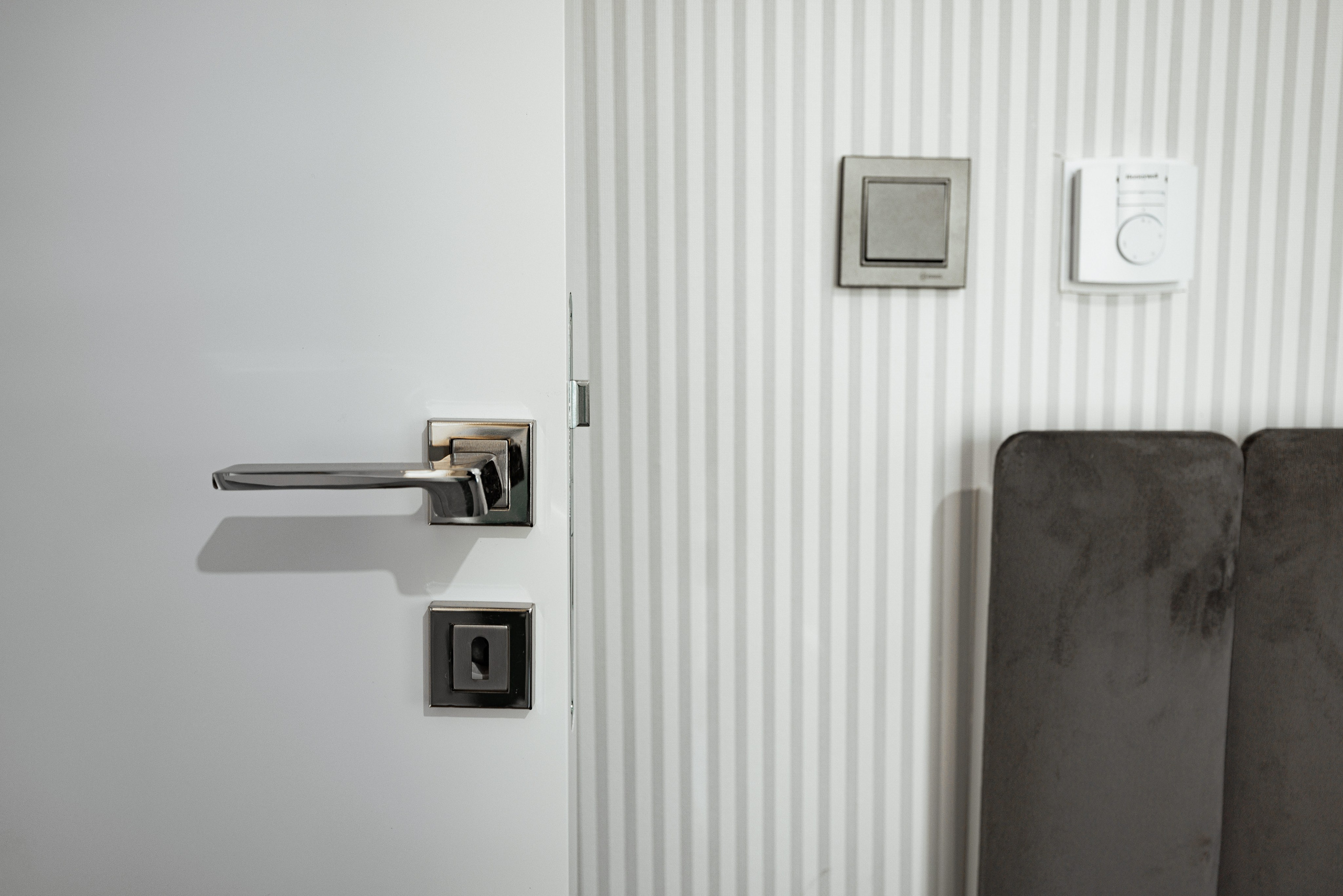 Real estate photographer in Vancouver Burnaby Richmond. Ivan Skufinsky — wedding and family photographer in Vancouver