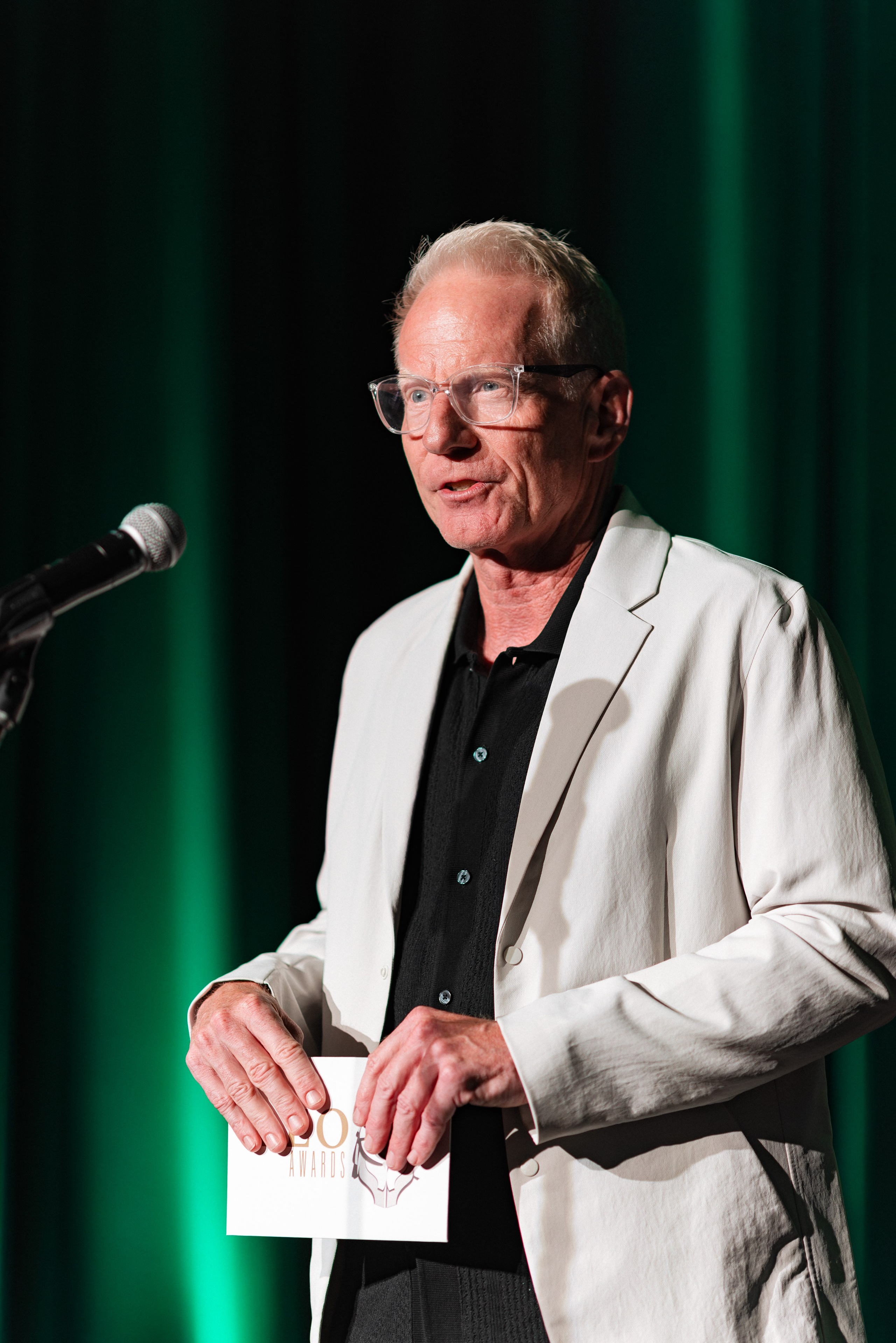 Event photographer in Vancouver Burnaby BC. Ivan Skufinsky — wedding and family photographer in Vancouver