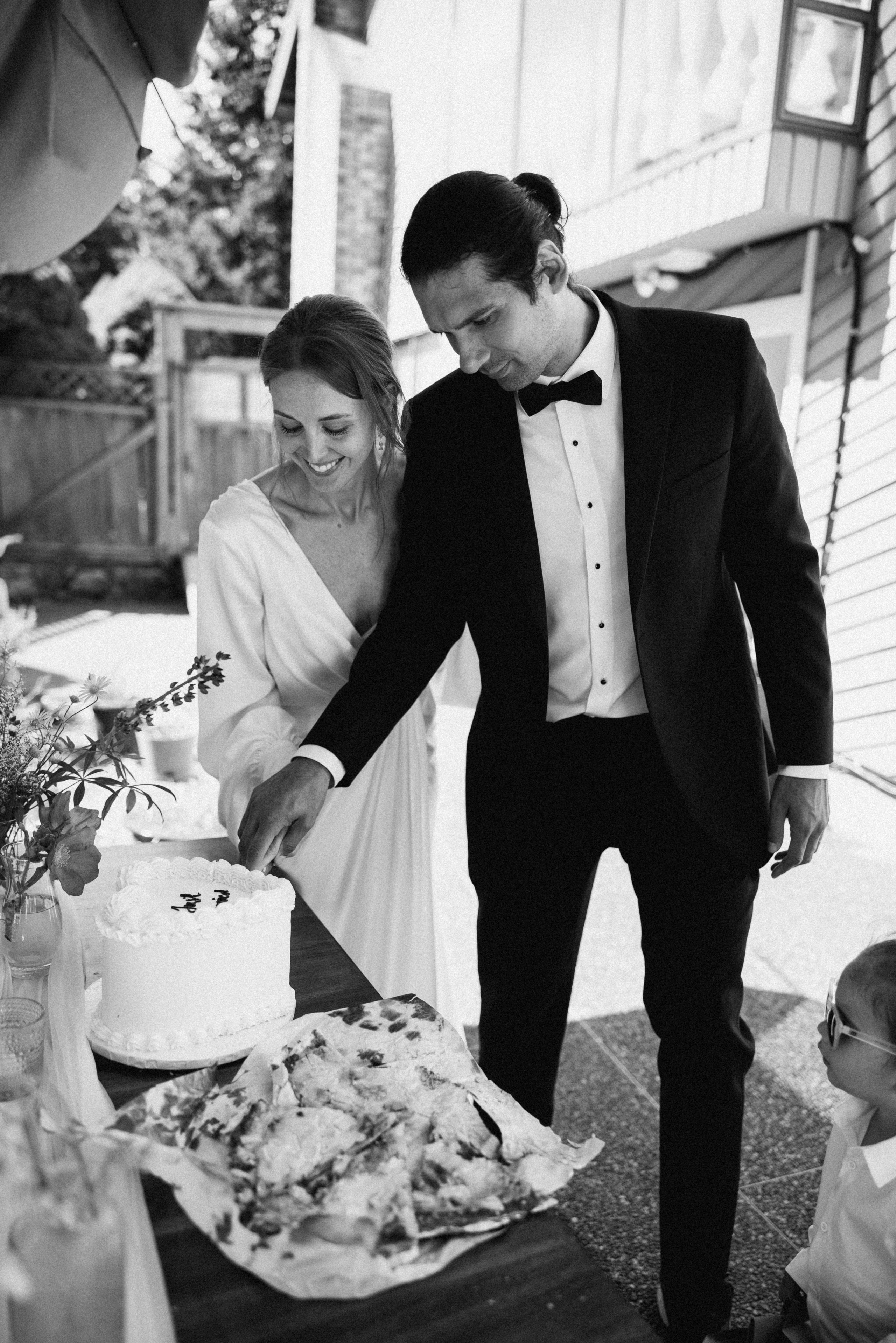 Michael & Caitlyn. Ivan Skufinsky — wedding and family photographer in Vancouver