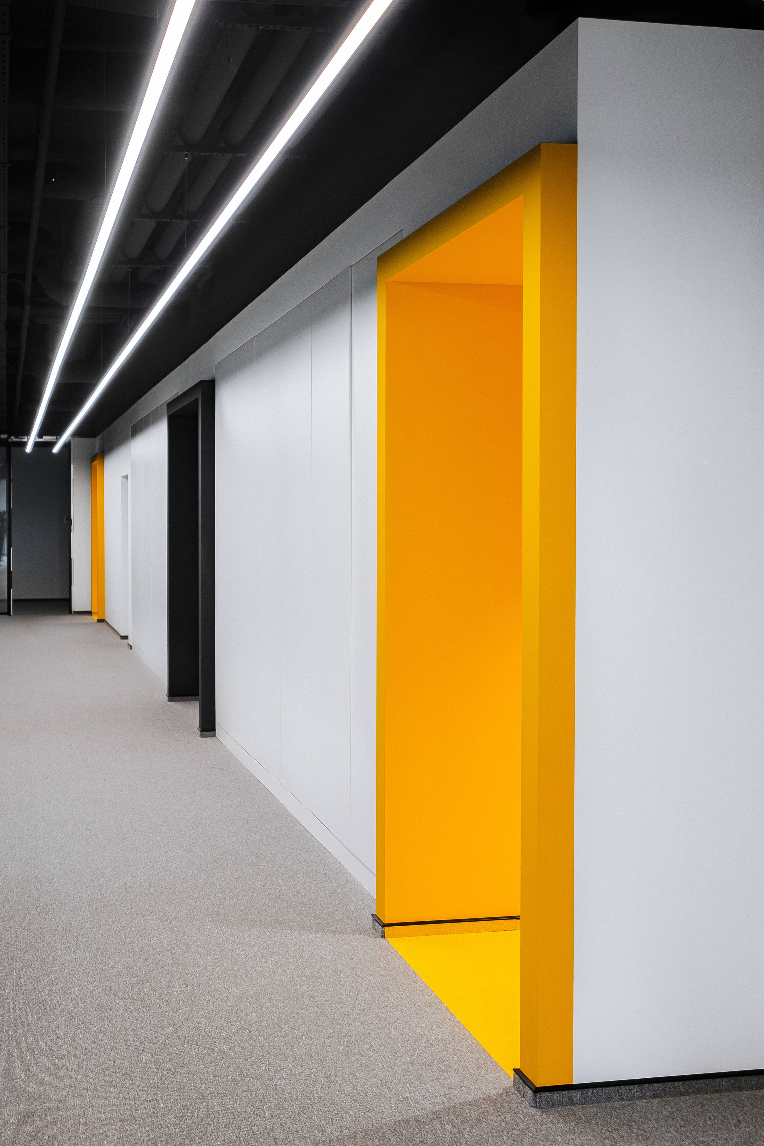 Interior photography and videography in Vancouver, BC, Richmond. Ivan Skufinsky — wedding and family photographer in Vancouver