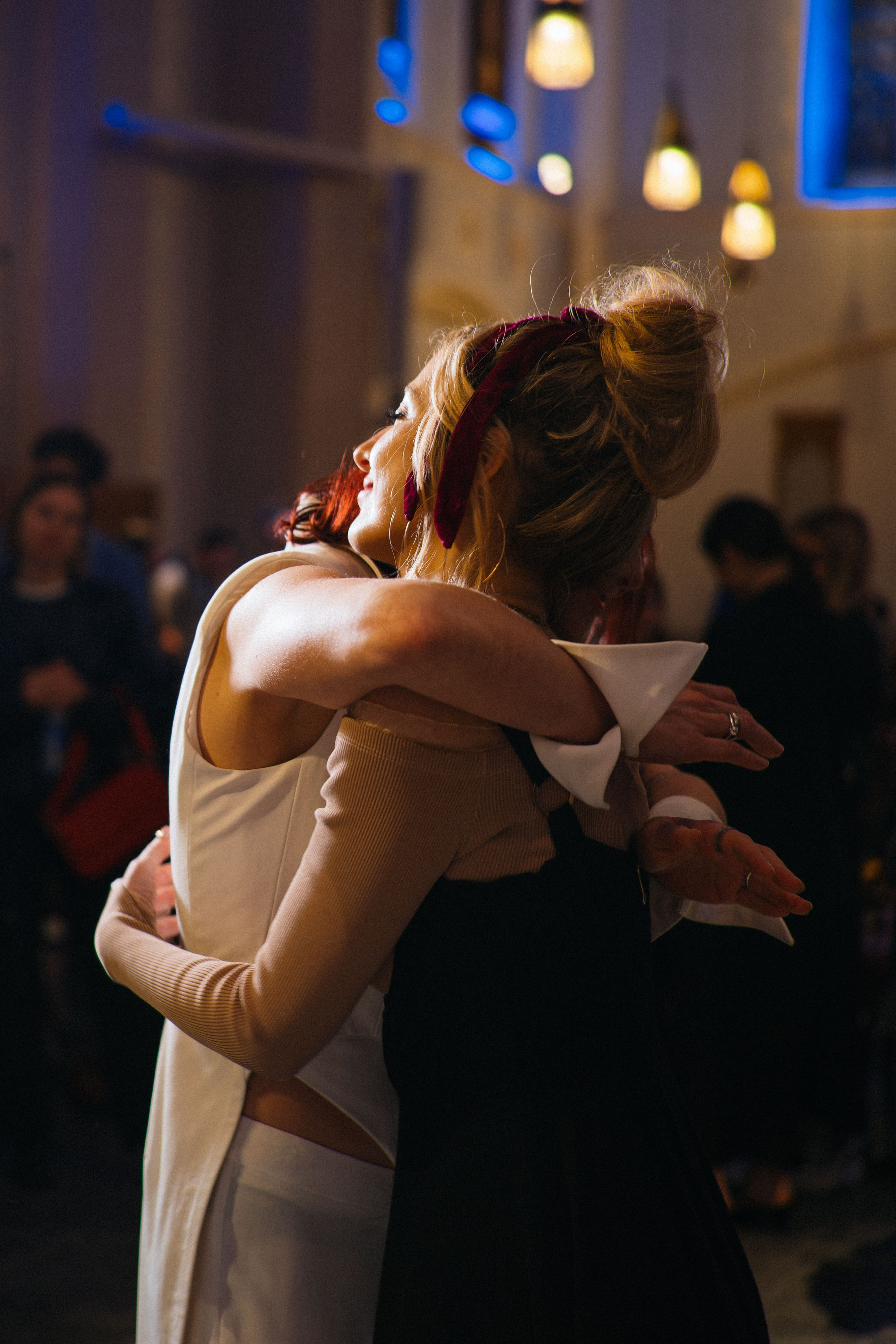 Live concert photography from Vivienne Mort in Vancouver 2025. Ivan Skufinsky — wedding and family photographer in Vancouver