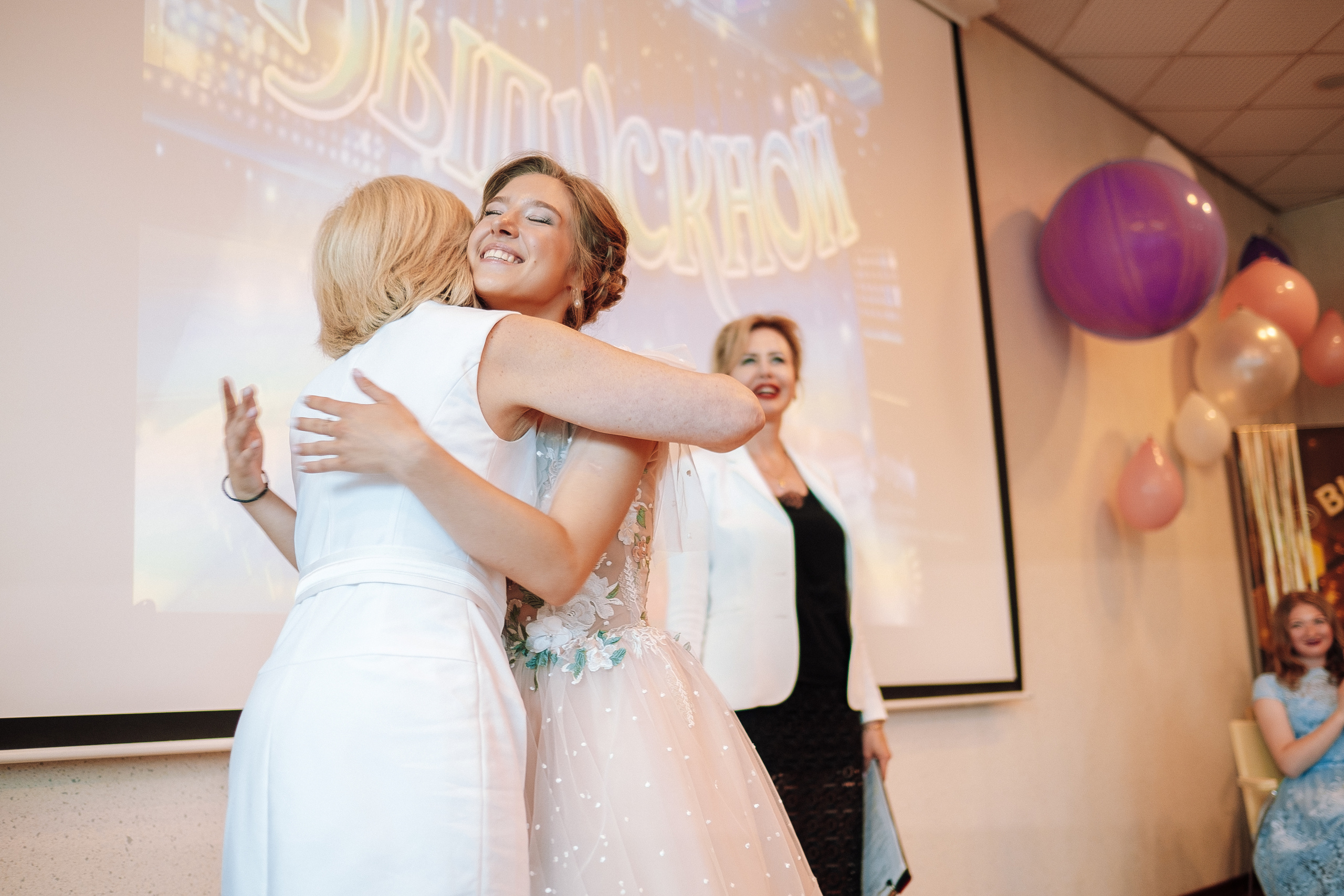 Выпускной 153 Гимназия. Ivan Skufinsky — wedding and family photographer in Vancouver