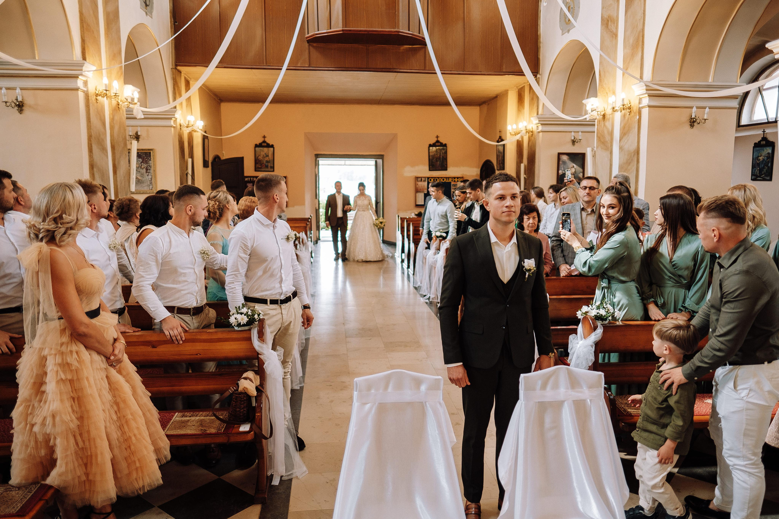 Wedding photographer in Vancouver Весільний фотограф у Ванкувері. Ivan Skufinsky — wedding and family photographer in Vancouver