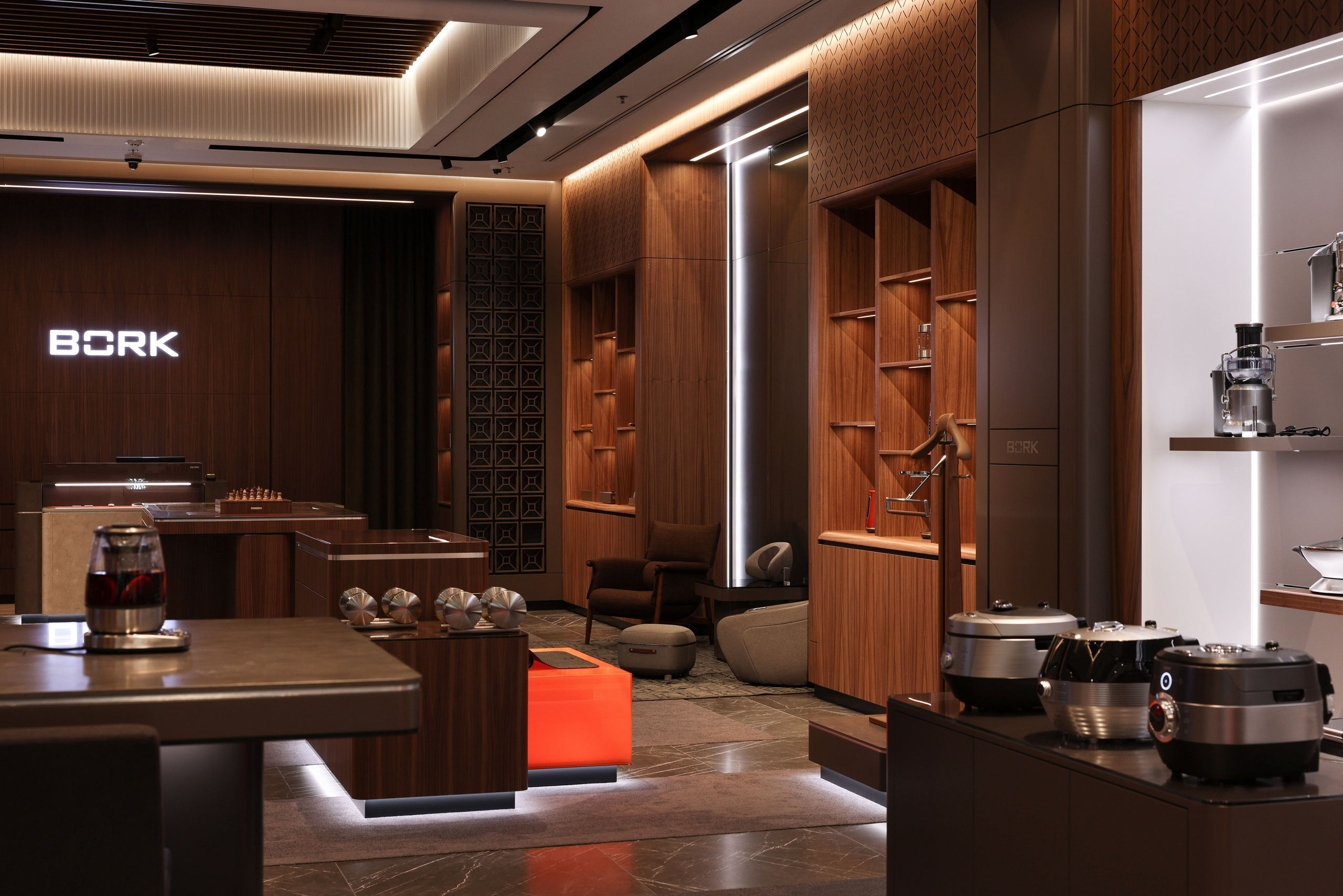 Интерьерный фотограф. Showroom Bork. Ivan Skufinsky — wedding and family photographer in Vancouver