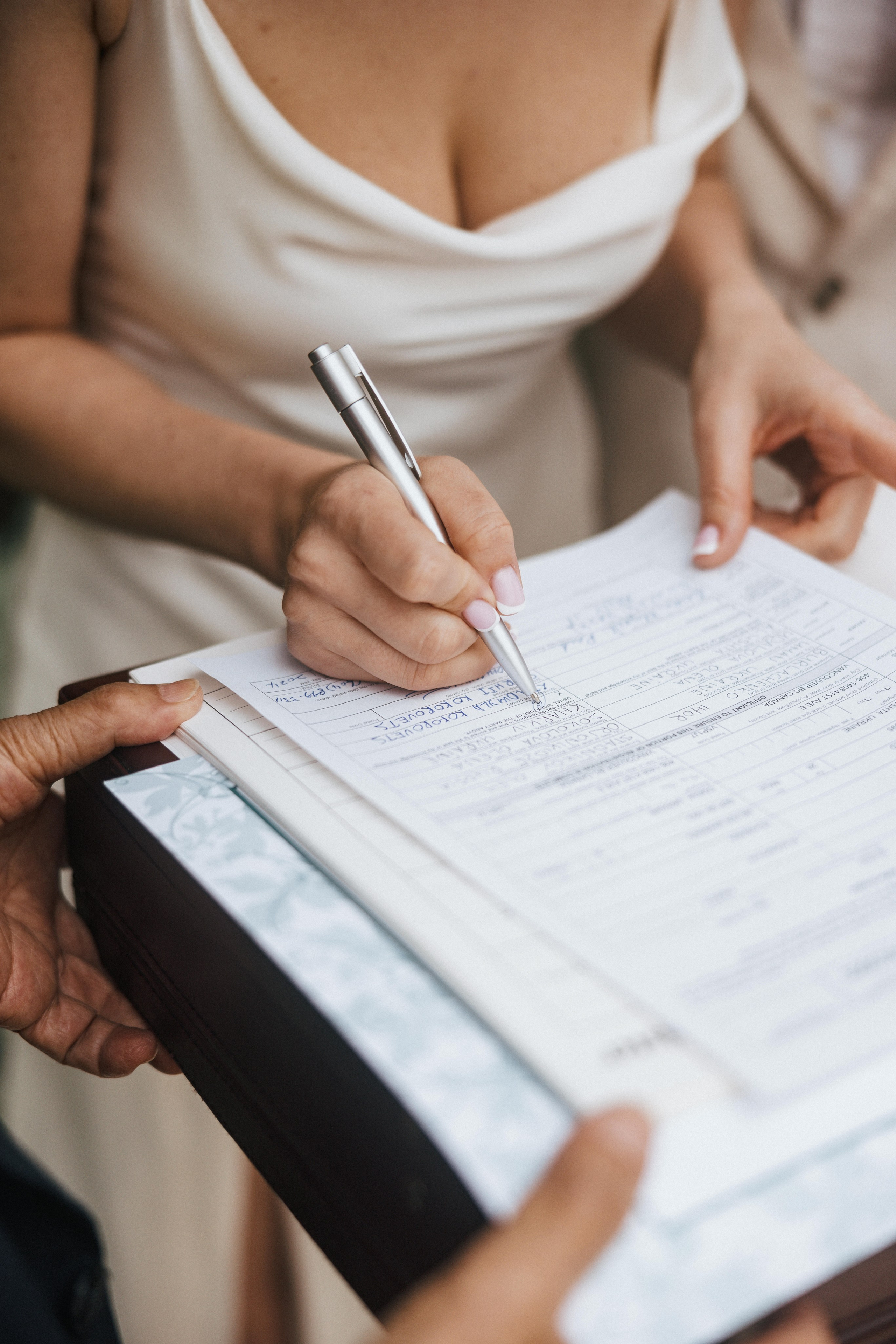 Sky-High Love: Stunning Vancouver Mountain Wedding Shoot by Helicopter. Ivan Skufinsky — wedding and family photographer in Vancouver