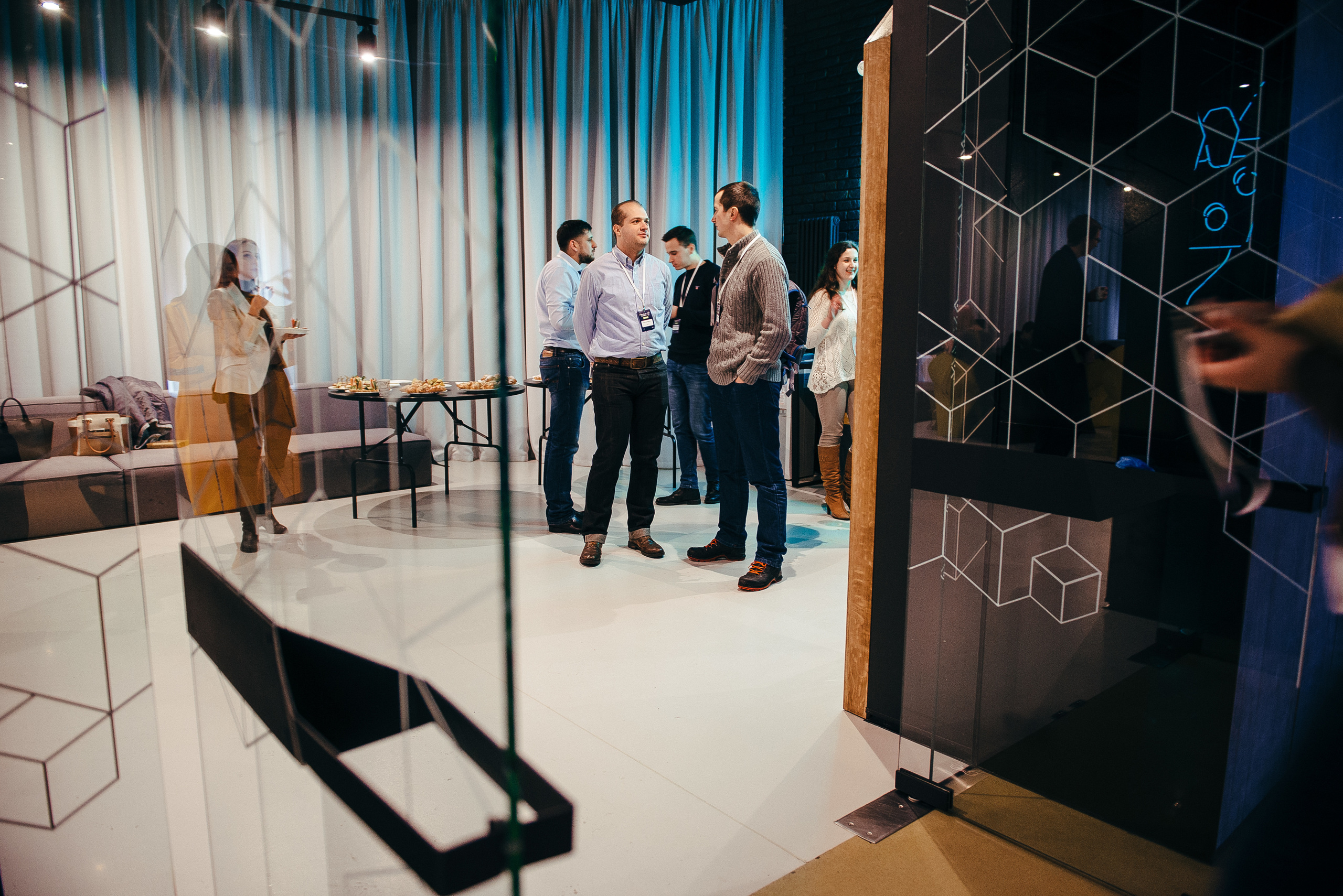 Репортажный фотограф. Ivan Skufinsky — wedding and family photographer in Vancouver