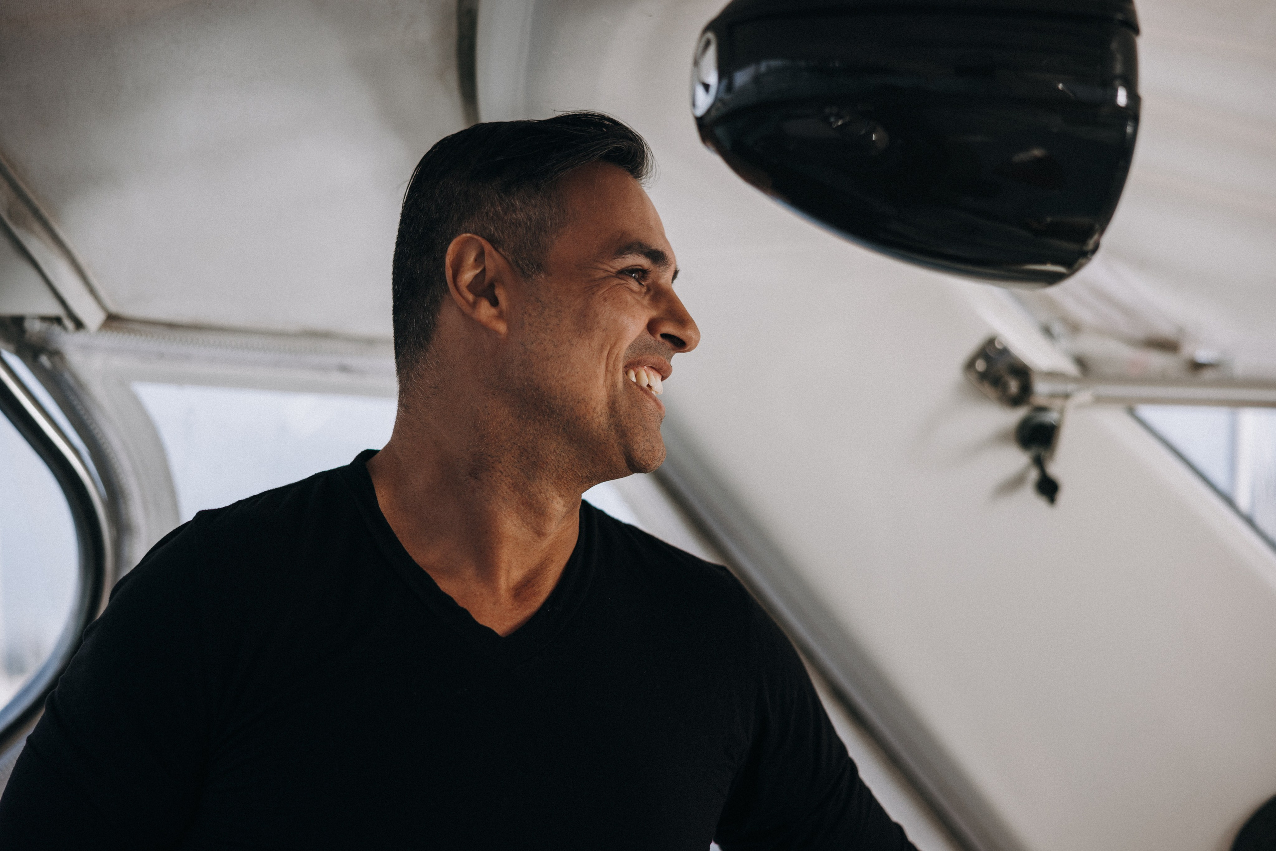 Vancouver Proposal Photographer | Engagement & Yacht Photoshoot. Ivan Skufinsky — wedding and family photographer in Vancouver