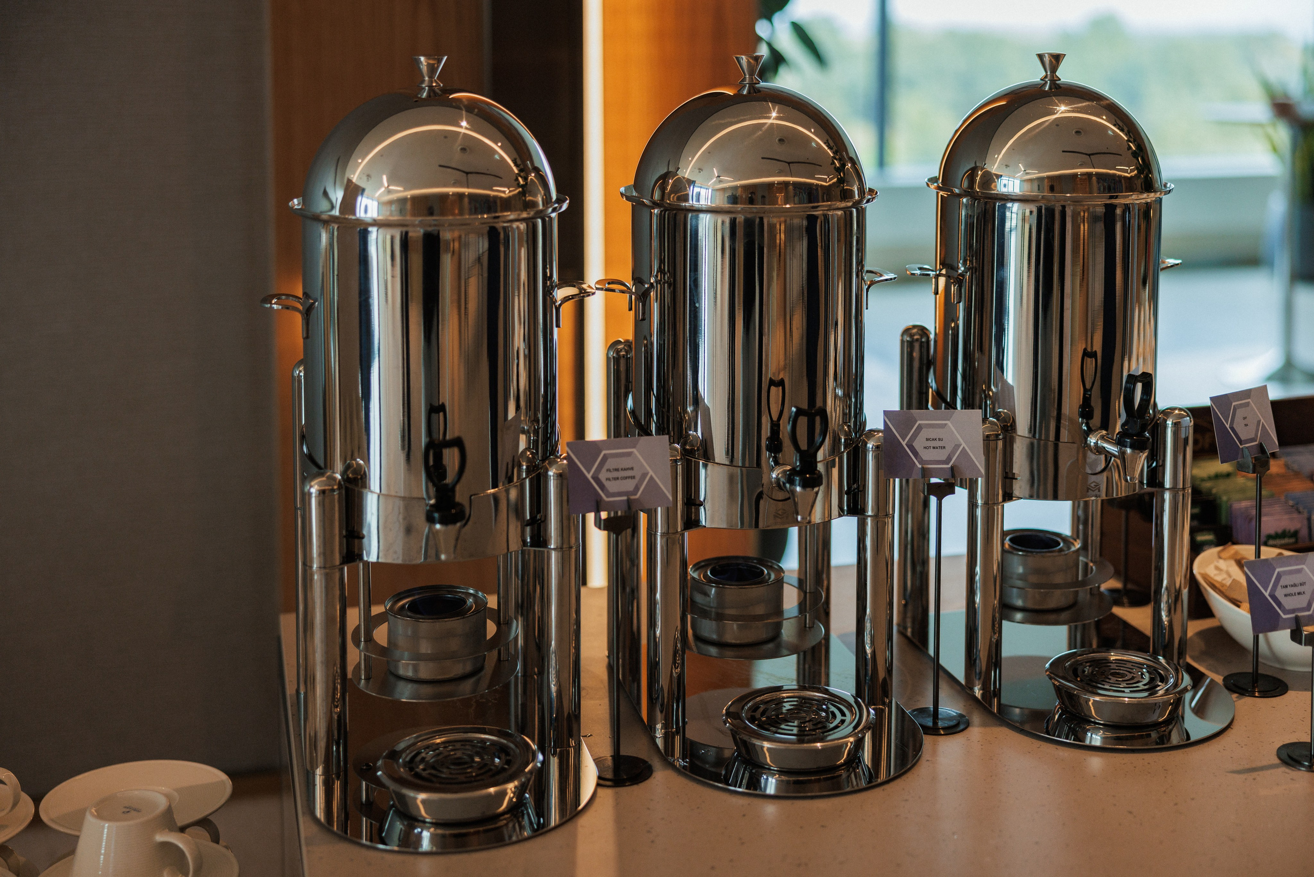 EXECUTIVE RETREAT Izmir Confidence Information Services. Ivan Skufinsky — wedding and family photographer in Vancouver