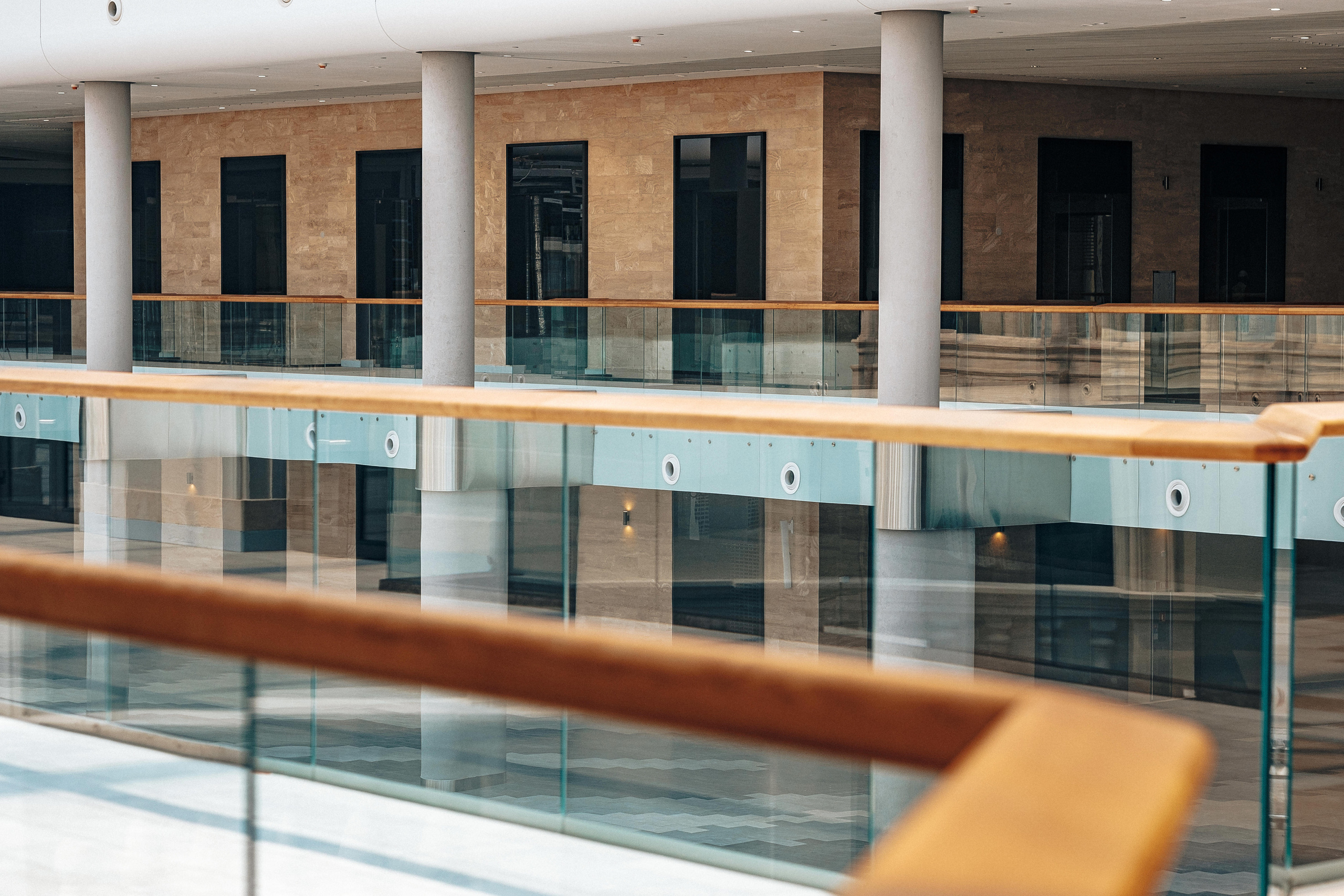 INTERIOR RETROVILLE. Ivan Skufinsky — wedding and family photographer in Vancouver