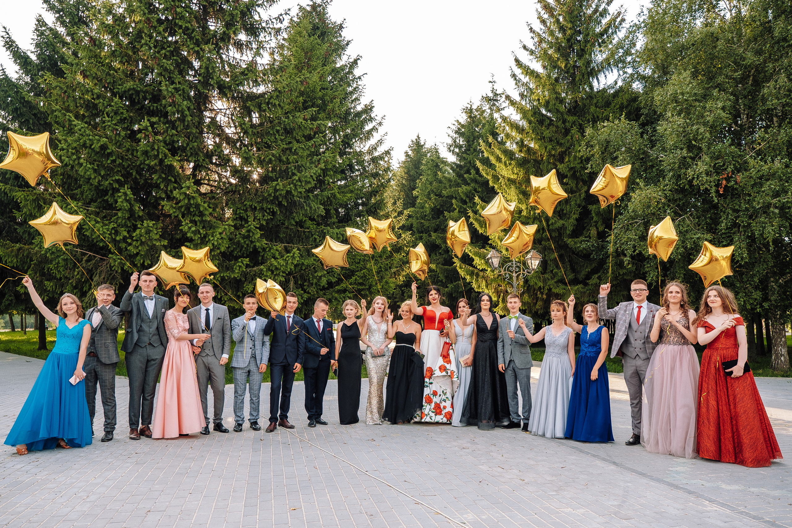 Выпускной школа номер 3. Хмельник. Ivan Skufinsky — wedding and family photographer in Vancouver