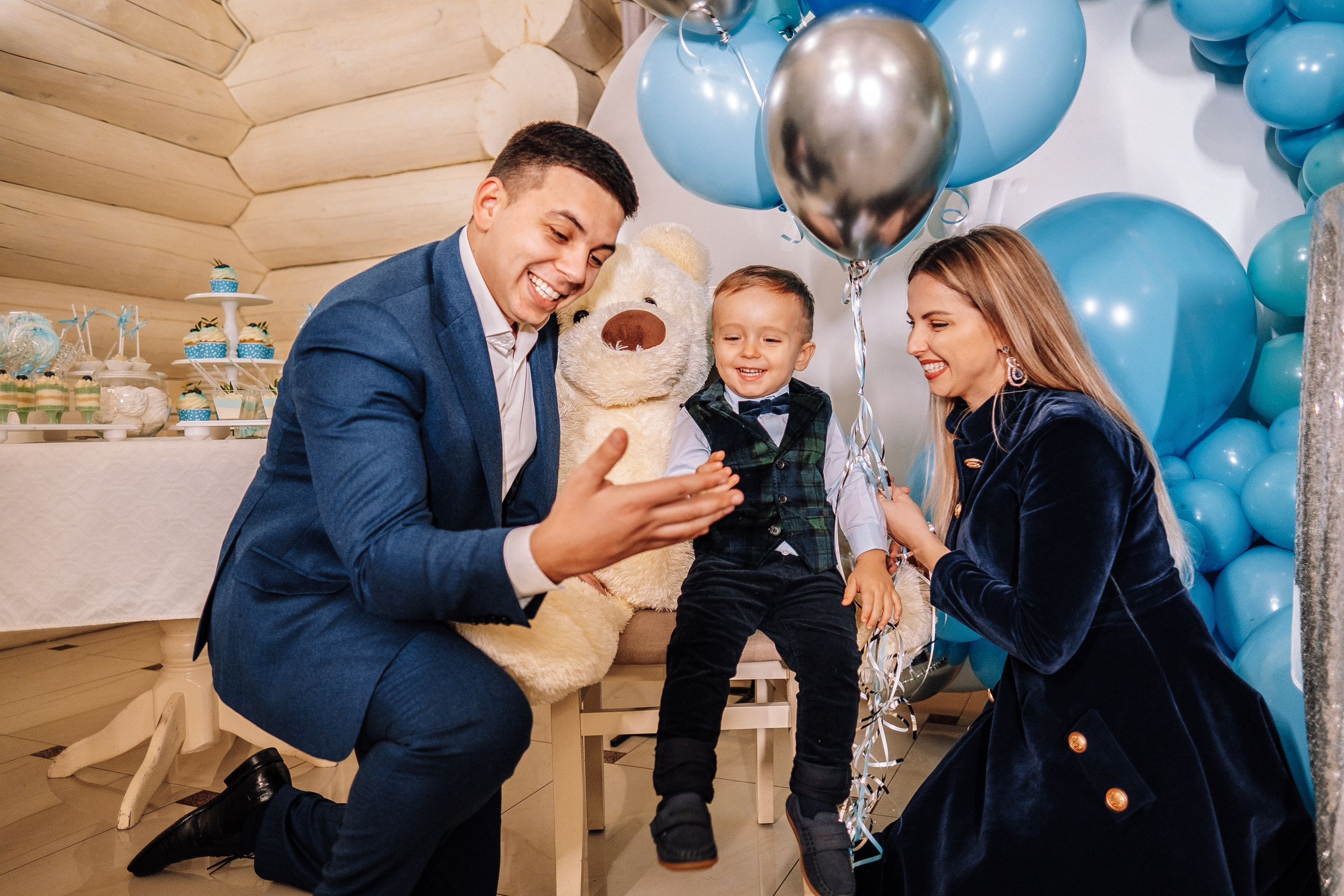 Версаль 30.11.2019. Ivan Skufinsky — wedding and family photographer in Vancouver