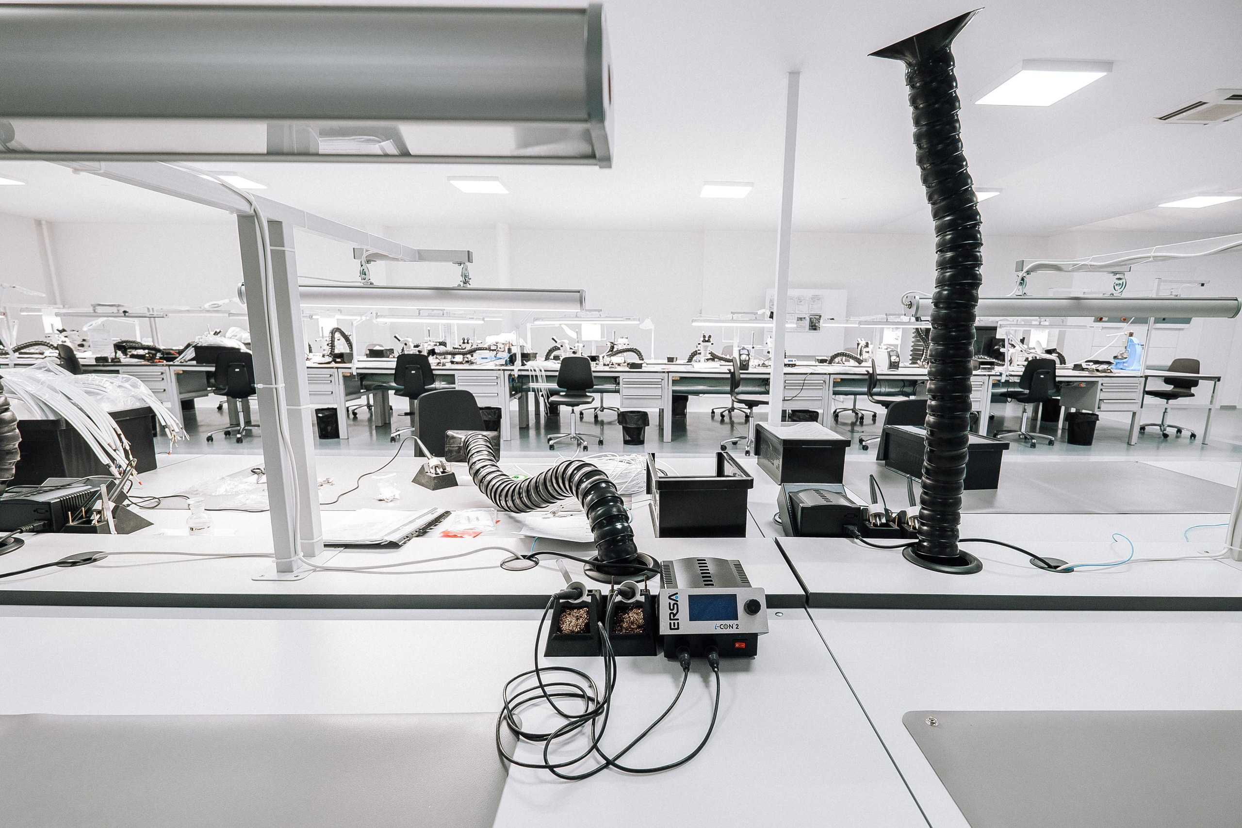 E & E Cable Solutions Factory. Ivan Skufinsky — wedding and family photographer in Vancouver