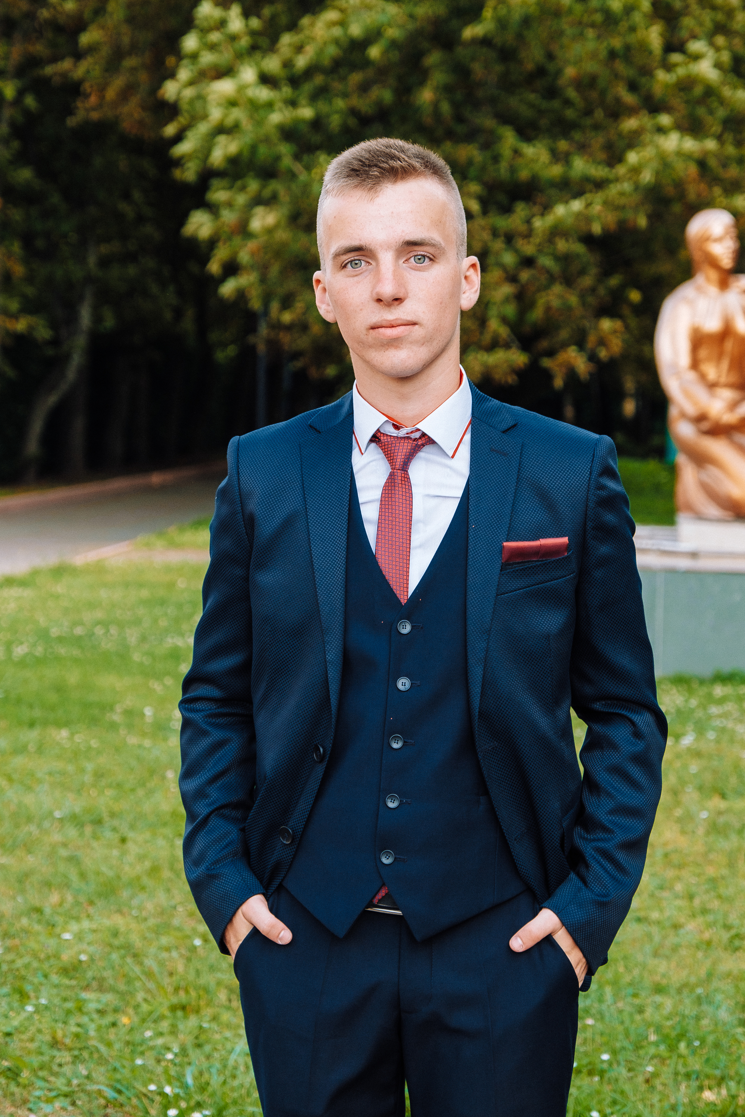 Выпускной школа номер 3. Хмельник. Ivan Skufinsky — wedding and family photographer in Vancouver