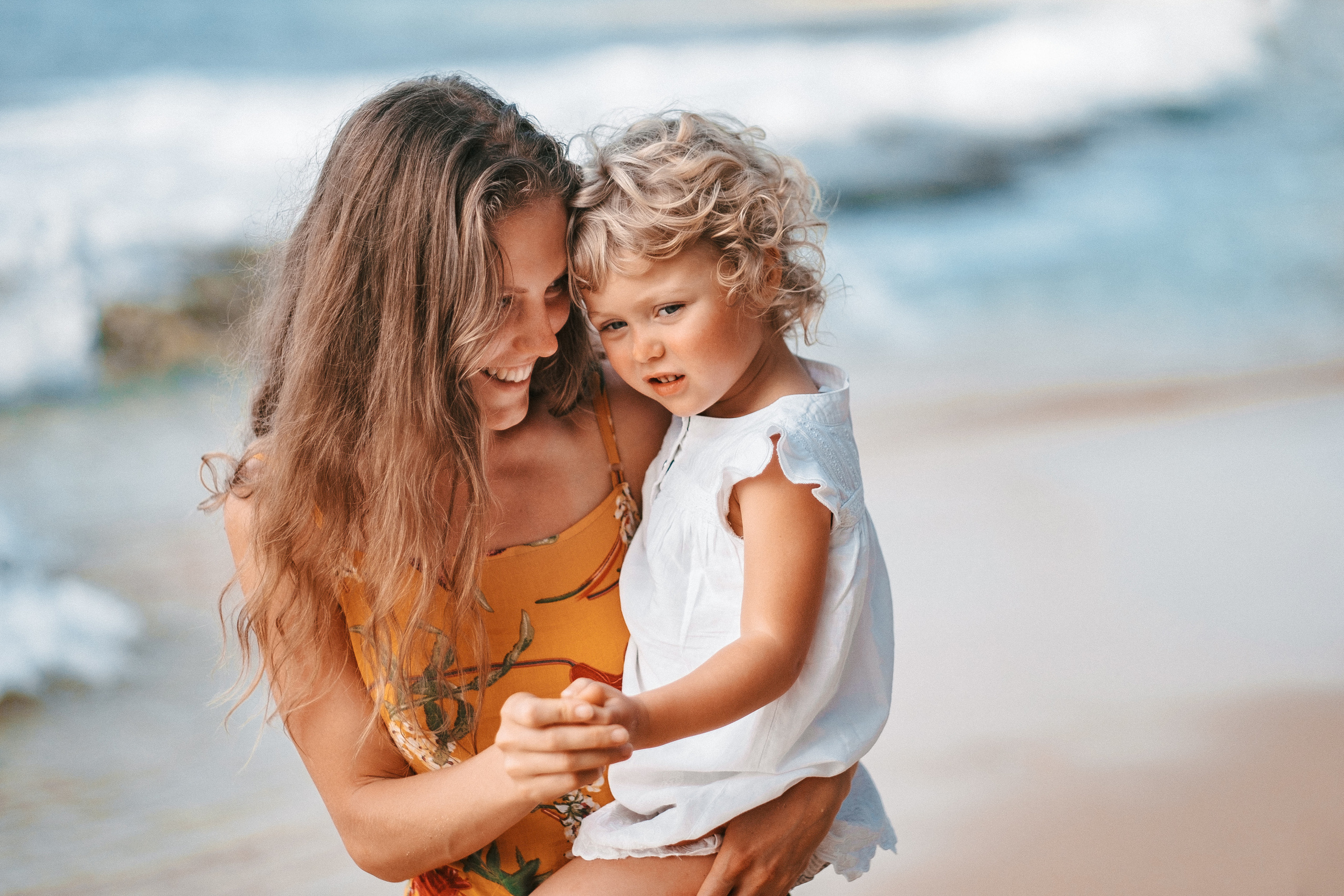 Gena+Katya+Liza Dalavella beach. Ivan Skufinsky — wedding and family photographer in Vancouver