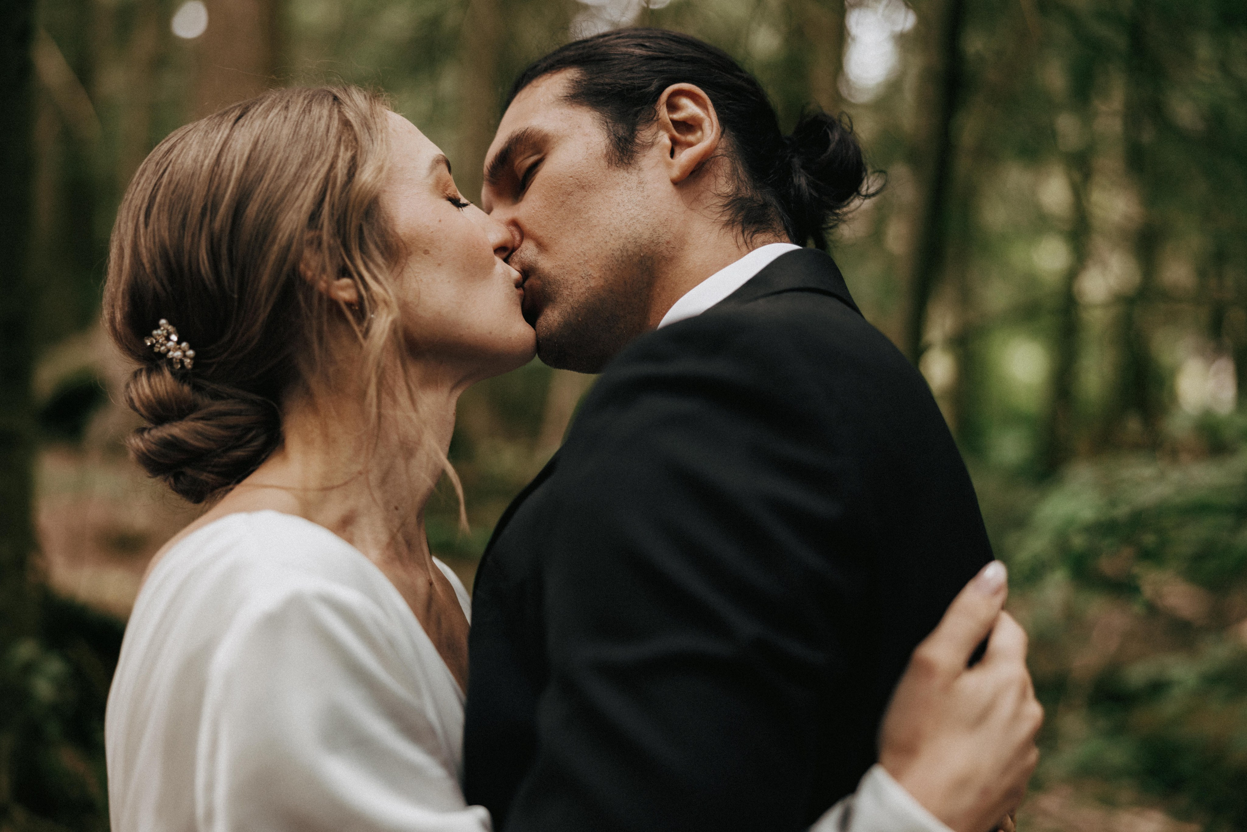 Michael & Caitlyn. Ivan Skufinsky — wedding and family photographer in Vancouver