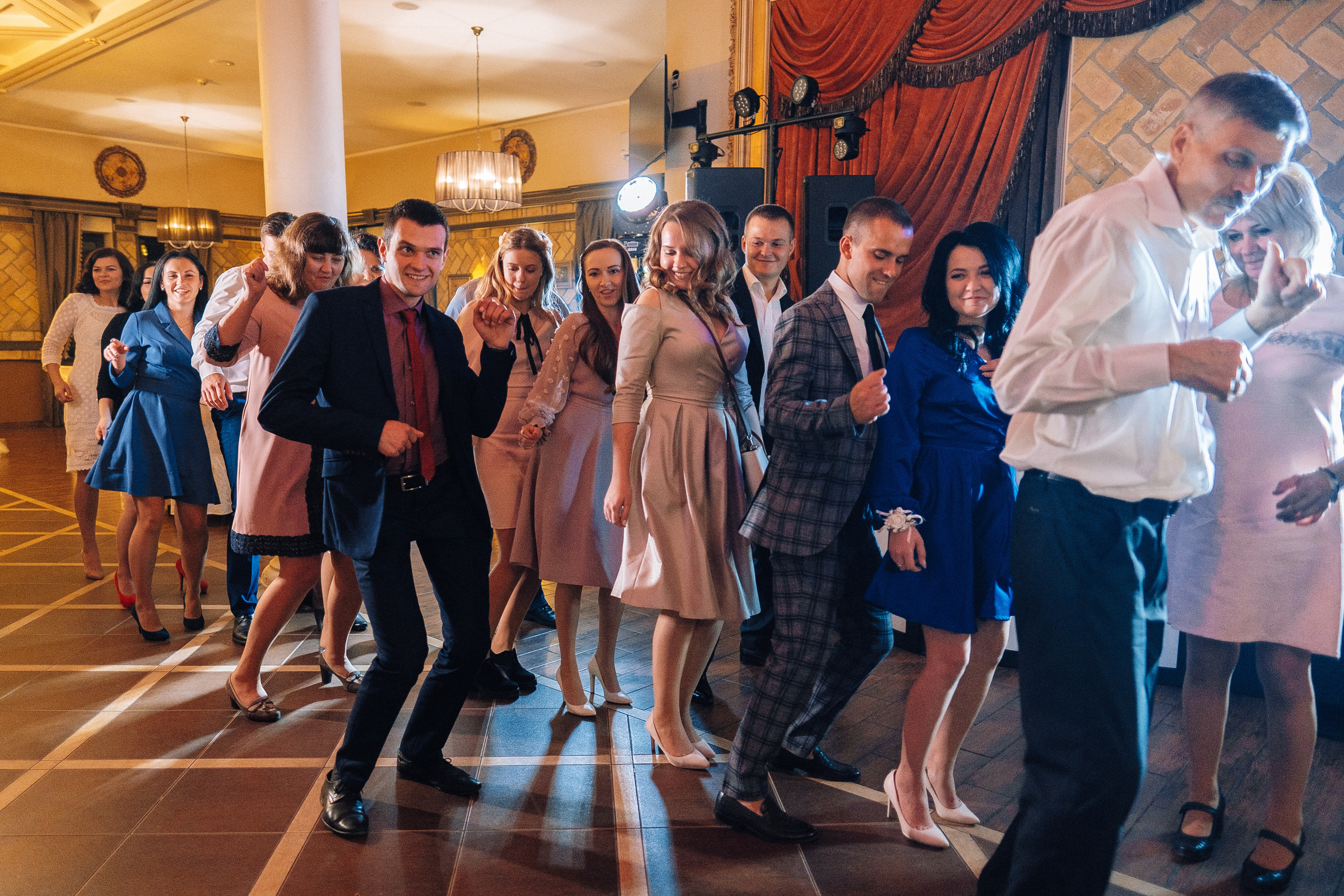 2019 19.10 WeddingStory Евгений+Юлия. Ivan Skufinsky — wedding and family photographer in Vancouver