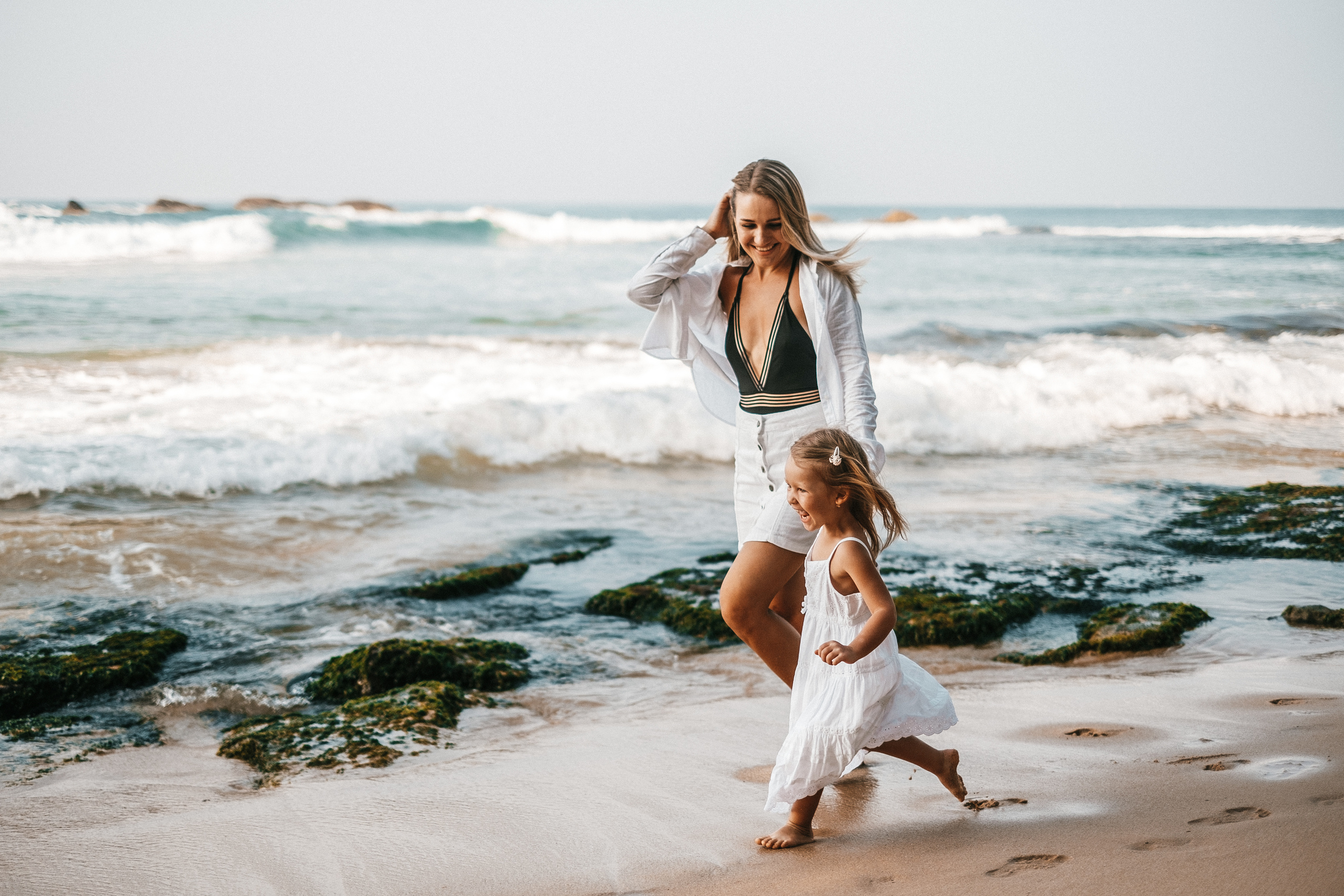 Sasha+Sasha+Liza Unavatuna. Ivan Skufinsky — wedding and family photographer in Vancouver