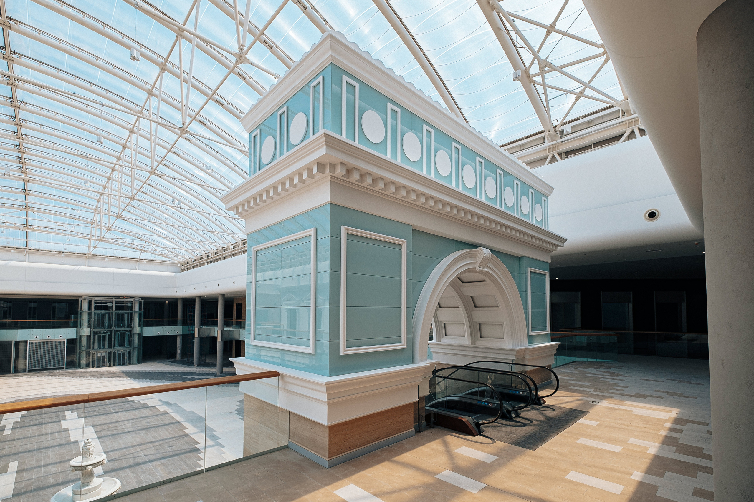 INTERIOR RETROVILLE. Ivan Skufinsky — wedding and family photographer in Vancouver