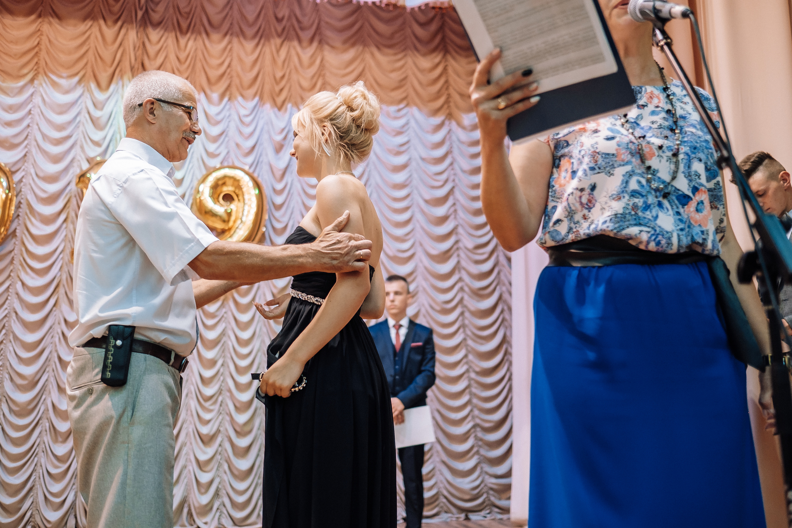 Выпускной школа номер 3. Хмельник. Ivan Skufinsky — wedding and family photographer in Vancouver