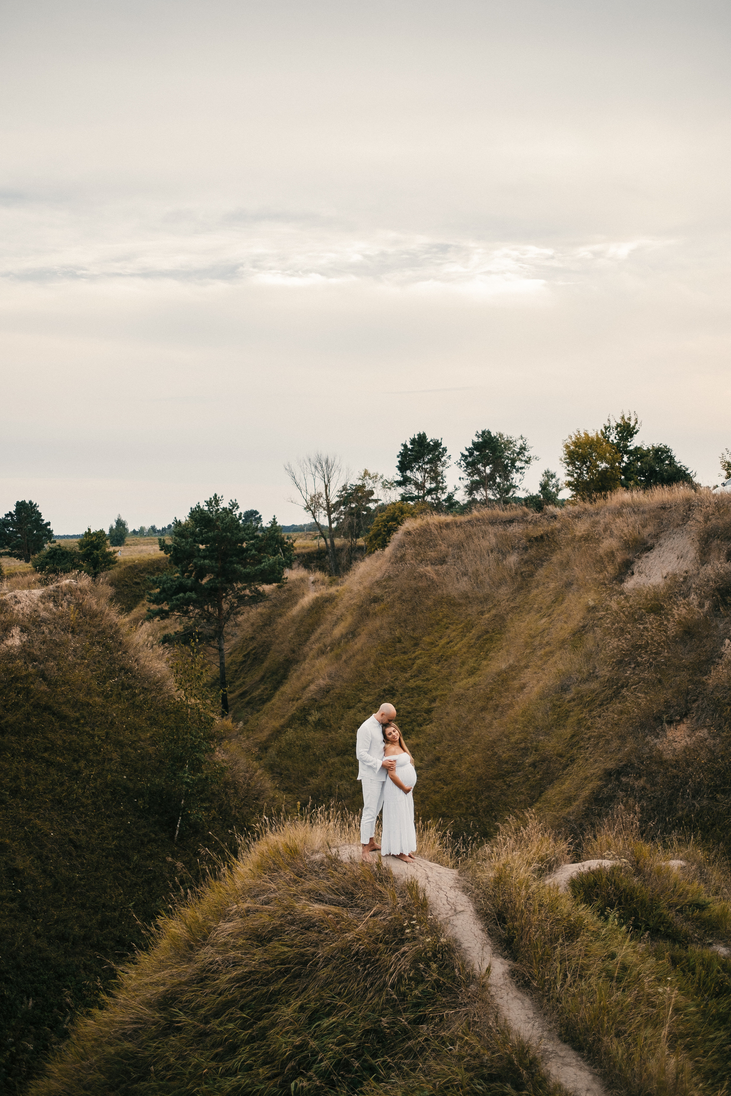 Pasha+Katya pregnancy photo shoot. Ivan Skufinsky — wedding and family photographer in Vancouver