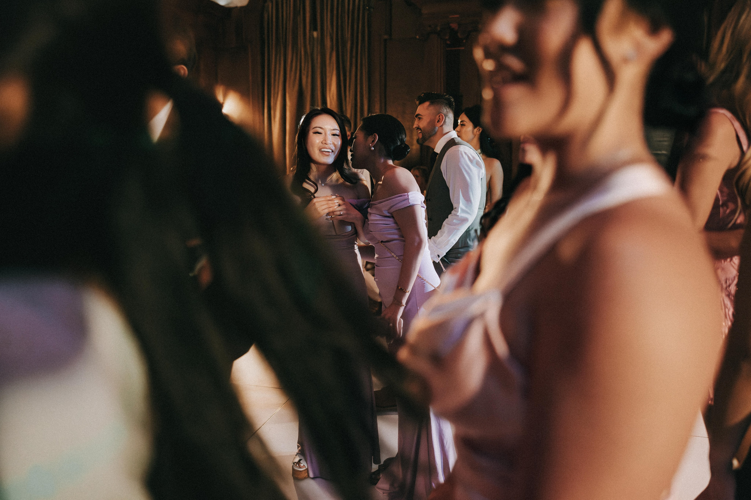 WeddingStory in Vancouver Club. Ivan Skufinsky — wedding and family photographer in Vancouver