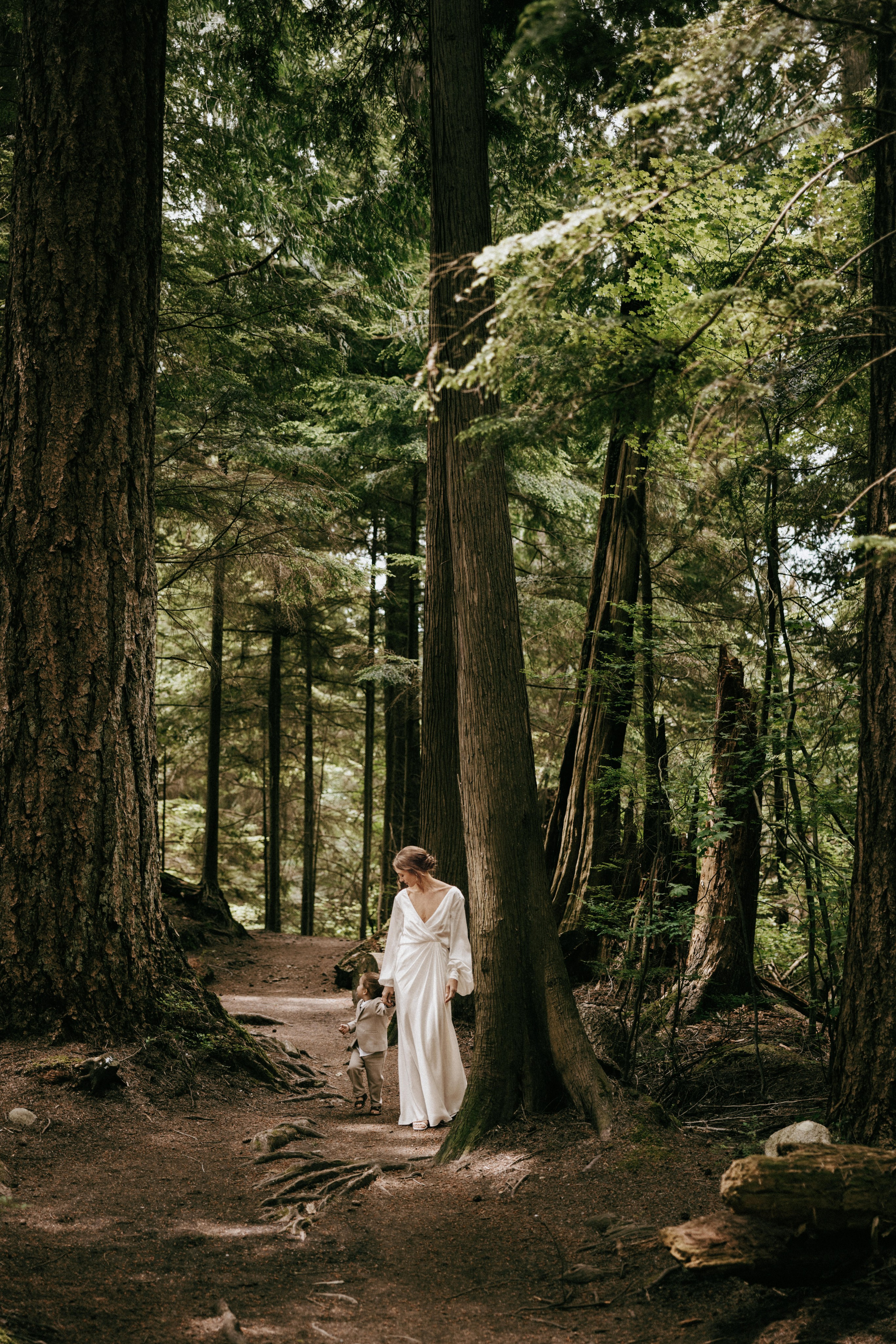 Michael & Caitlyn. Ivan Skufinsky — wedding and family photographer in Vancouver