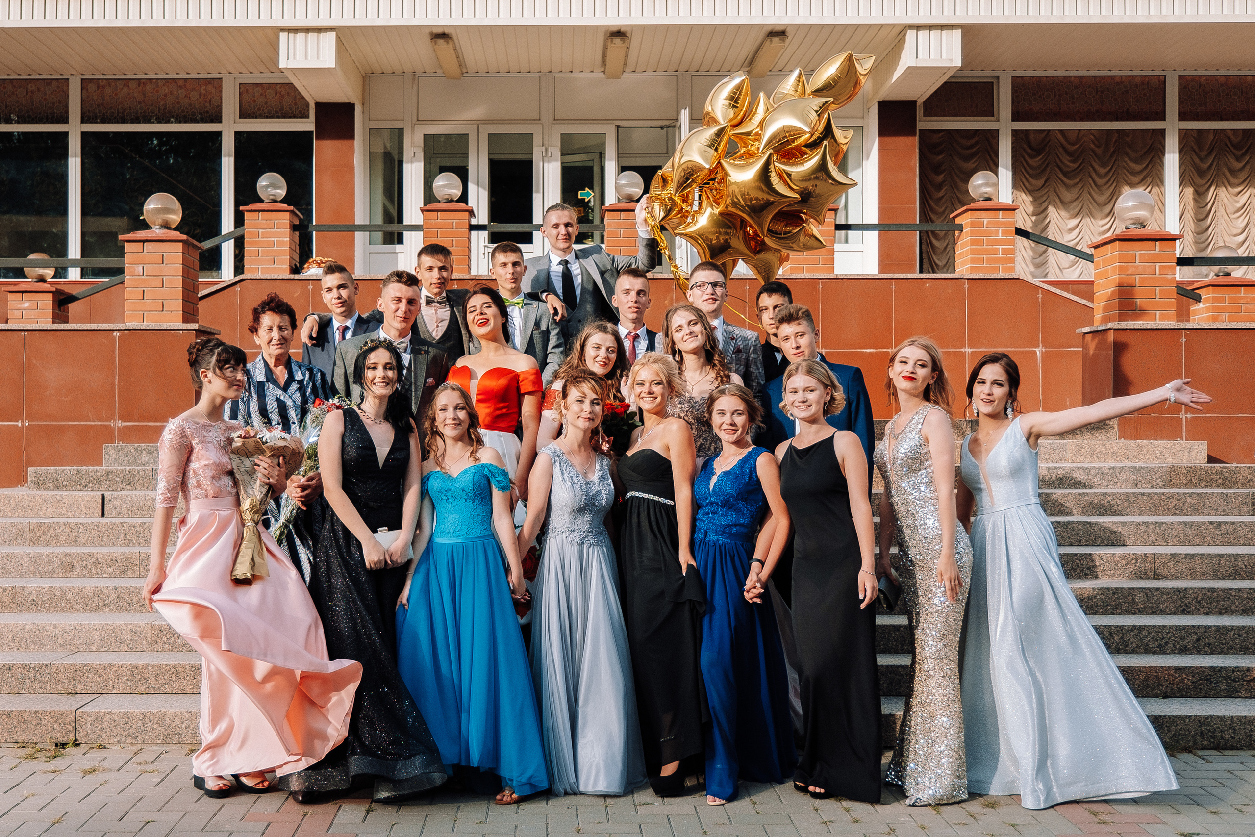 Выпускной школа номер 3. Хмельник. Ivan Skufinsky — wedding and family photographer in Vancouver