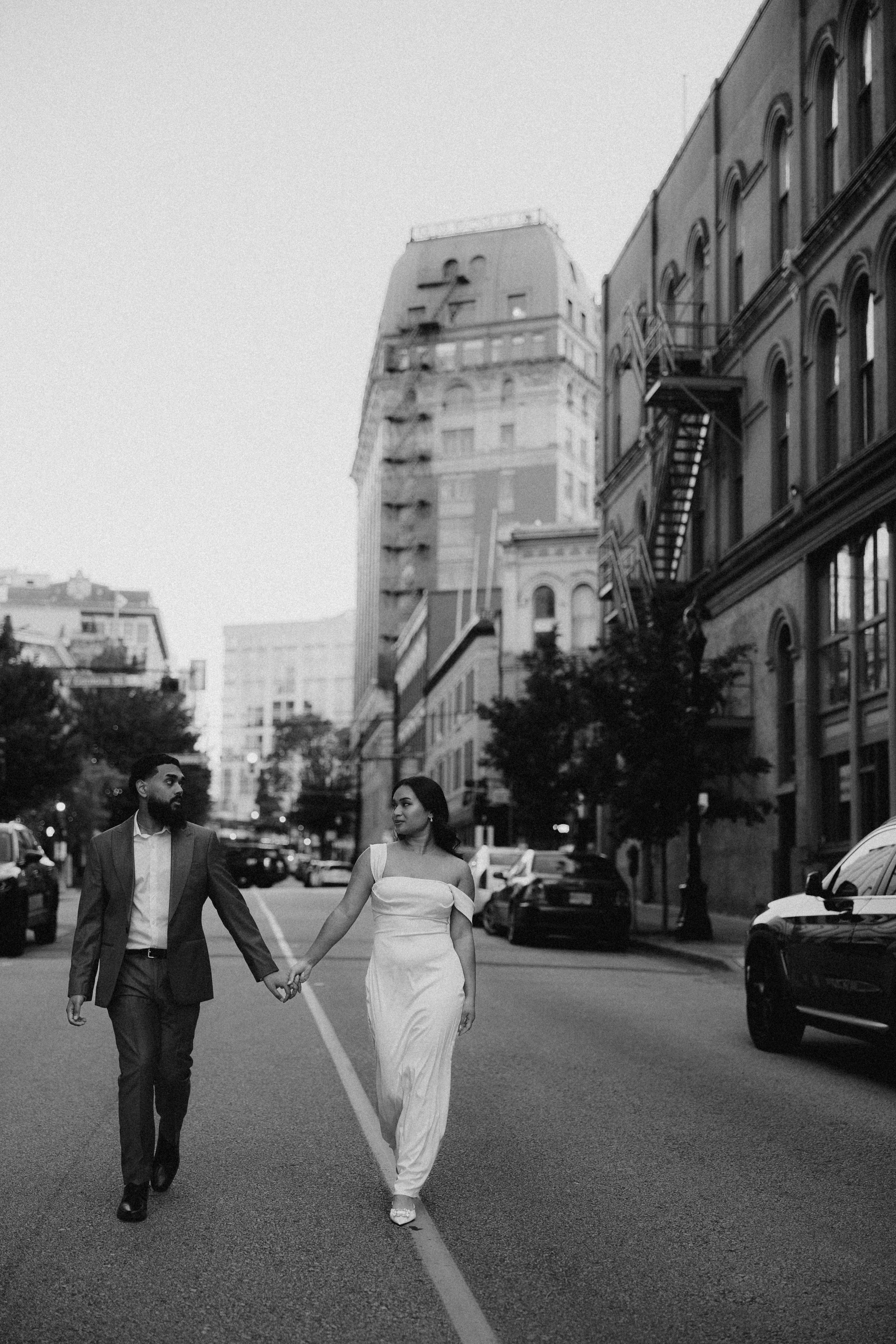 Engagement photographer vancouver. Ivan Skufinsky — wedding and family photographer in Vancouver