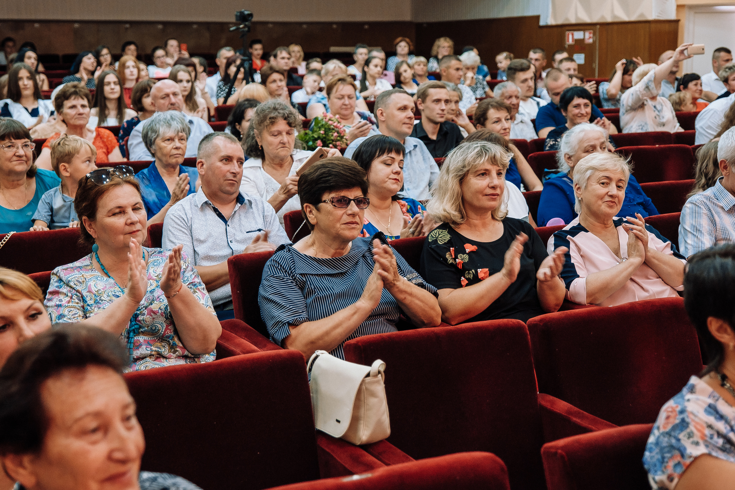 Выпускной школа номер 3. Хмельник. Ivan Skufinsky — wedding and family photographer in Vancouver