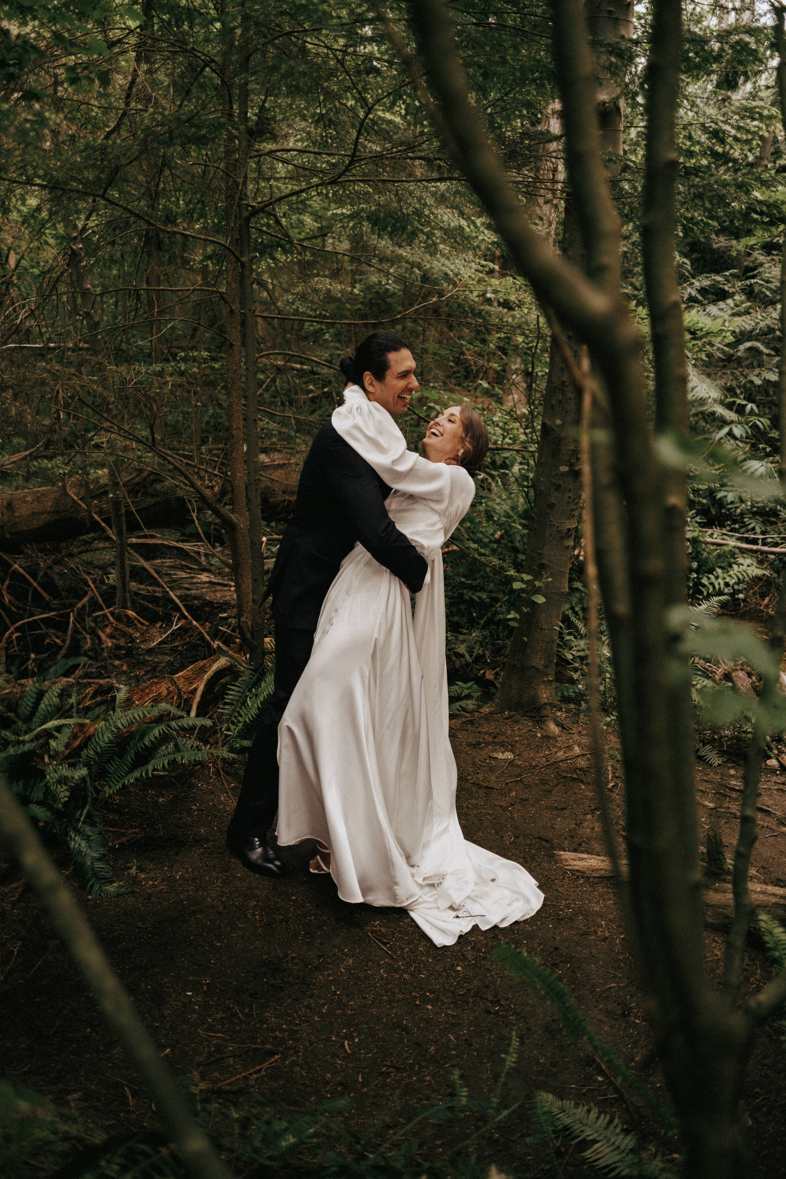 Michael & Caitlyn. Ivan Skufinsky — wedding and family photographer in Vancouver