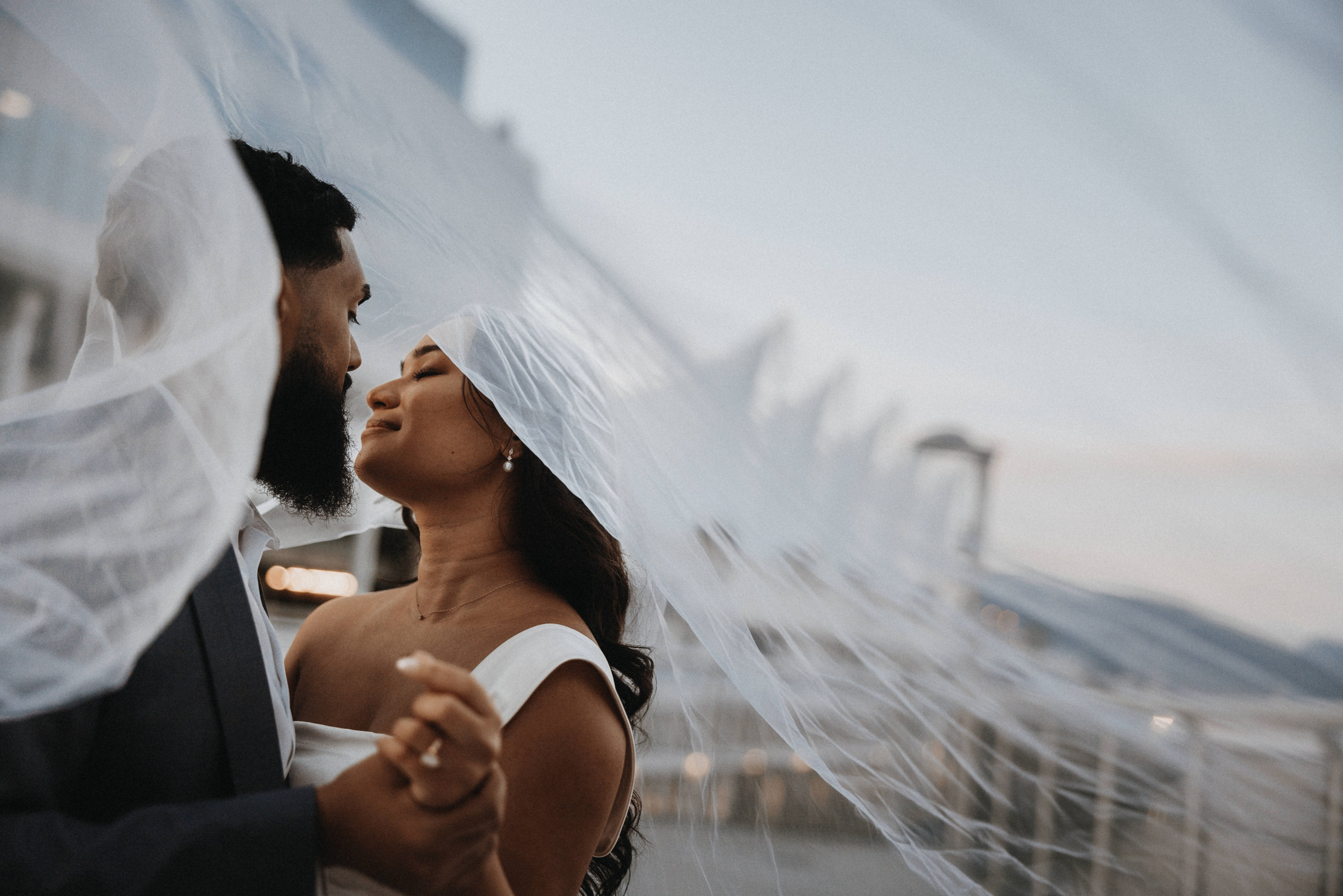 Engagement photographer vancouver. Ivan Skufinsky — wedding and family photographer in Vancouver