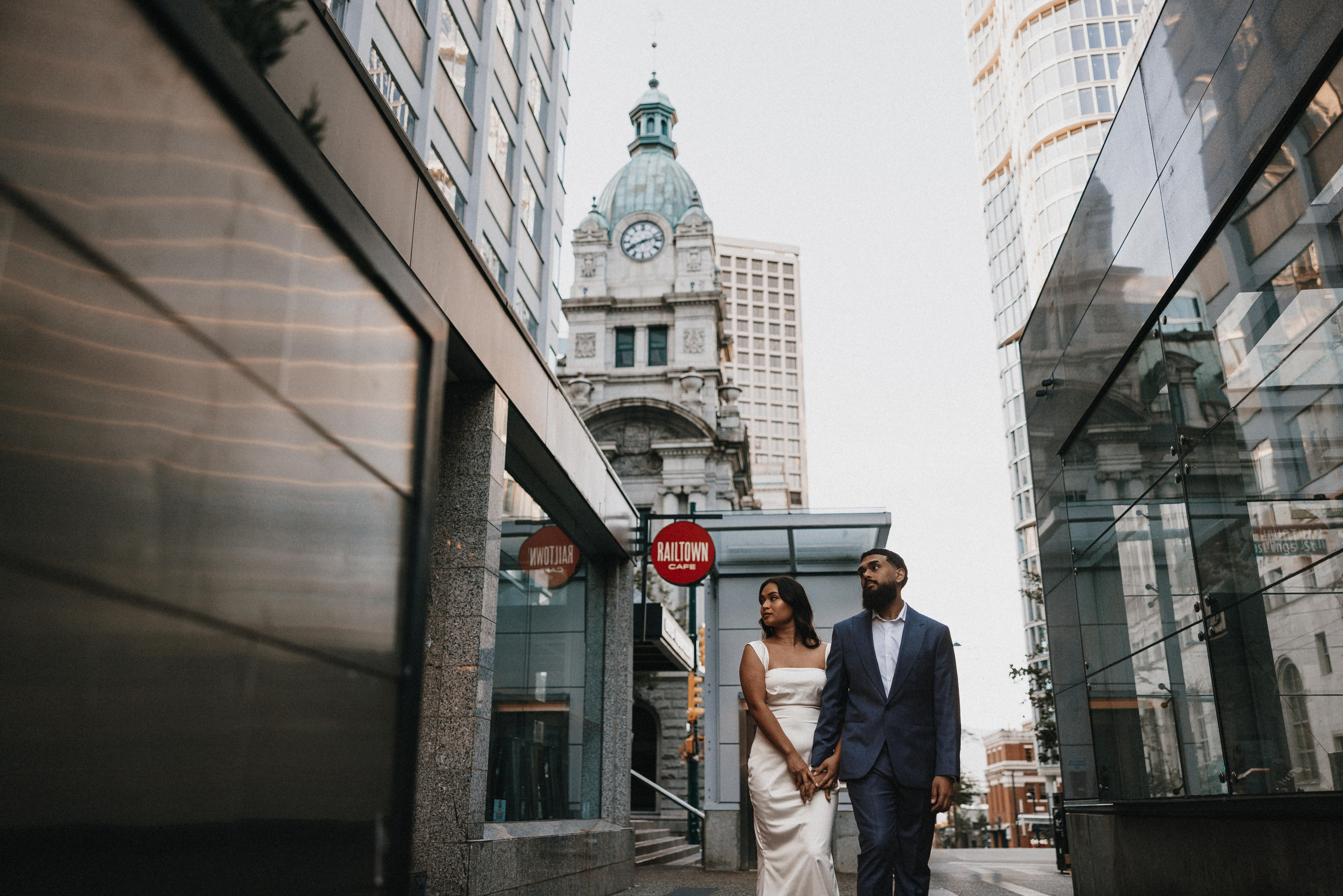 Engagement photographer vancouver. Ivan Skufinsky — wedding and family photographer in Vancouver