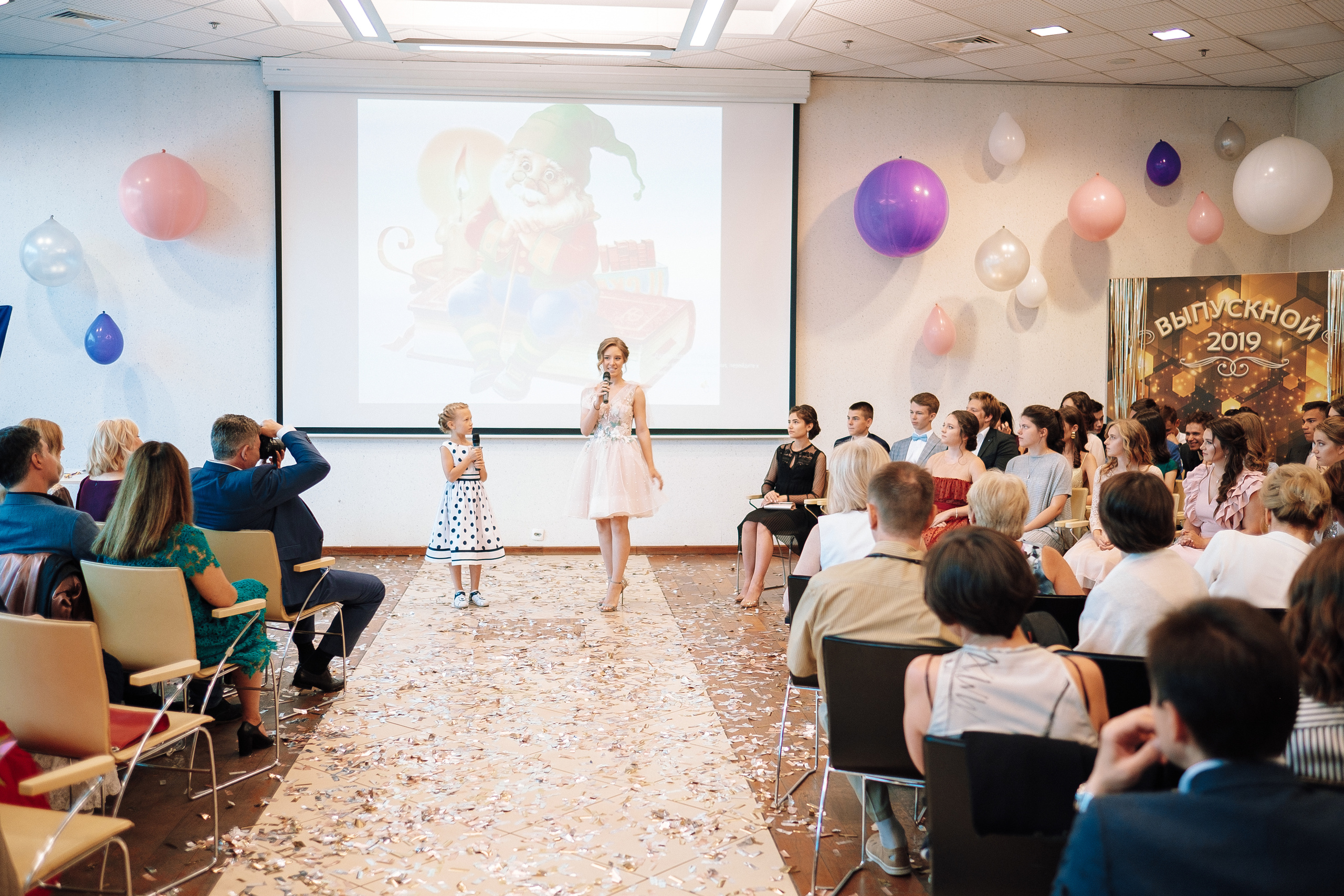 Выпускной 153 Гимназия. Ivan Skufinsky — wedding and family photographer in Vancouver