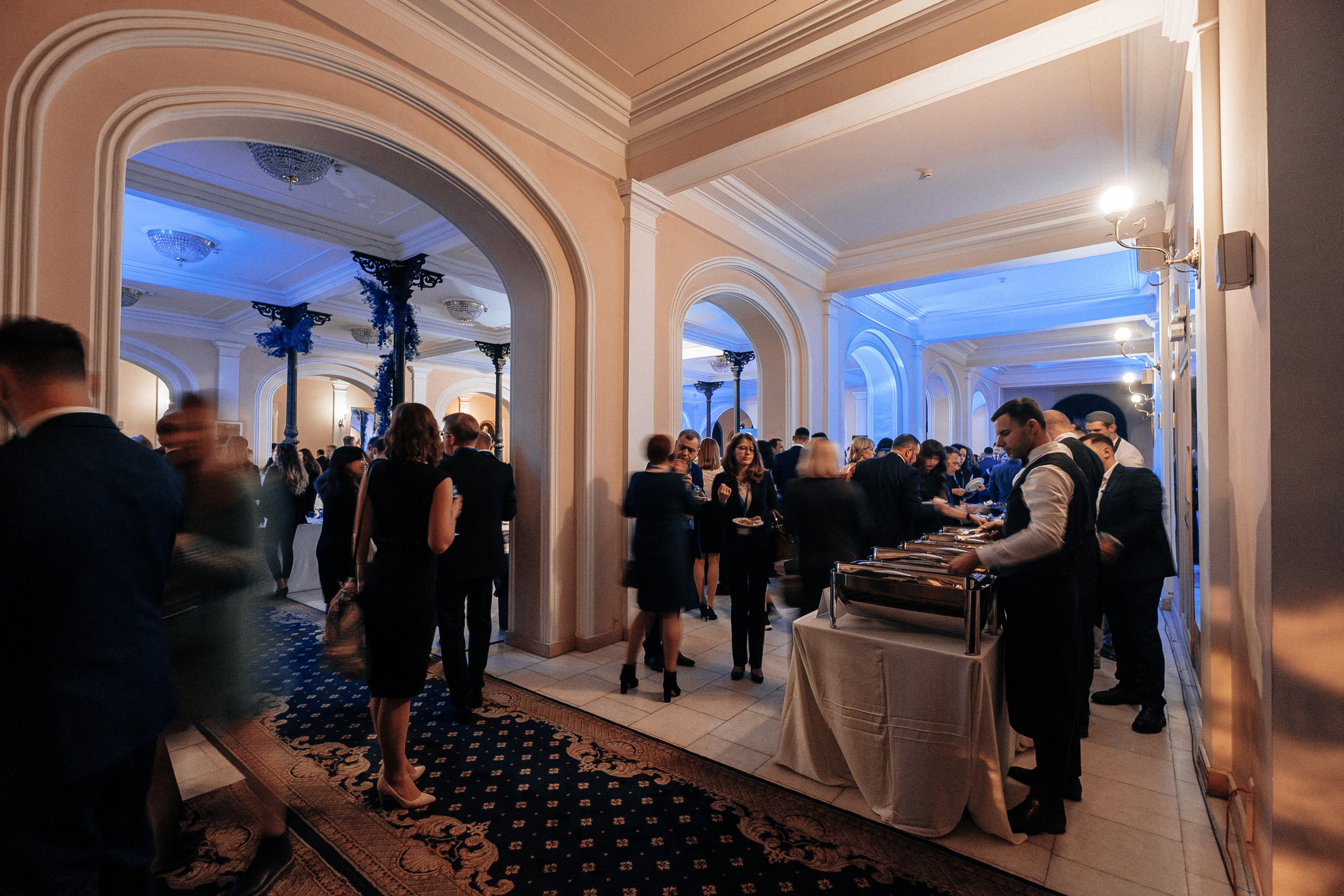 Deutsche Bank 10 years in Ukraine. Ivan Skufinsky — wedding and family photographer in Vancouver