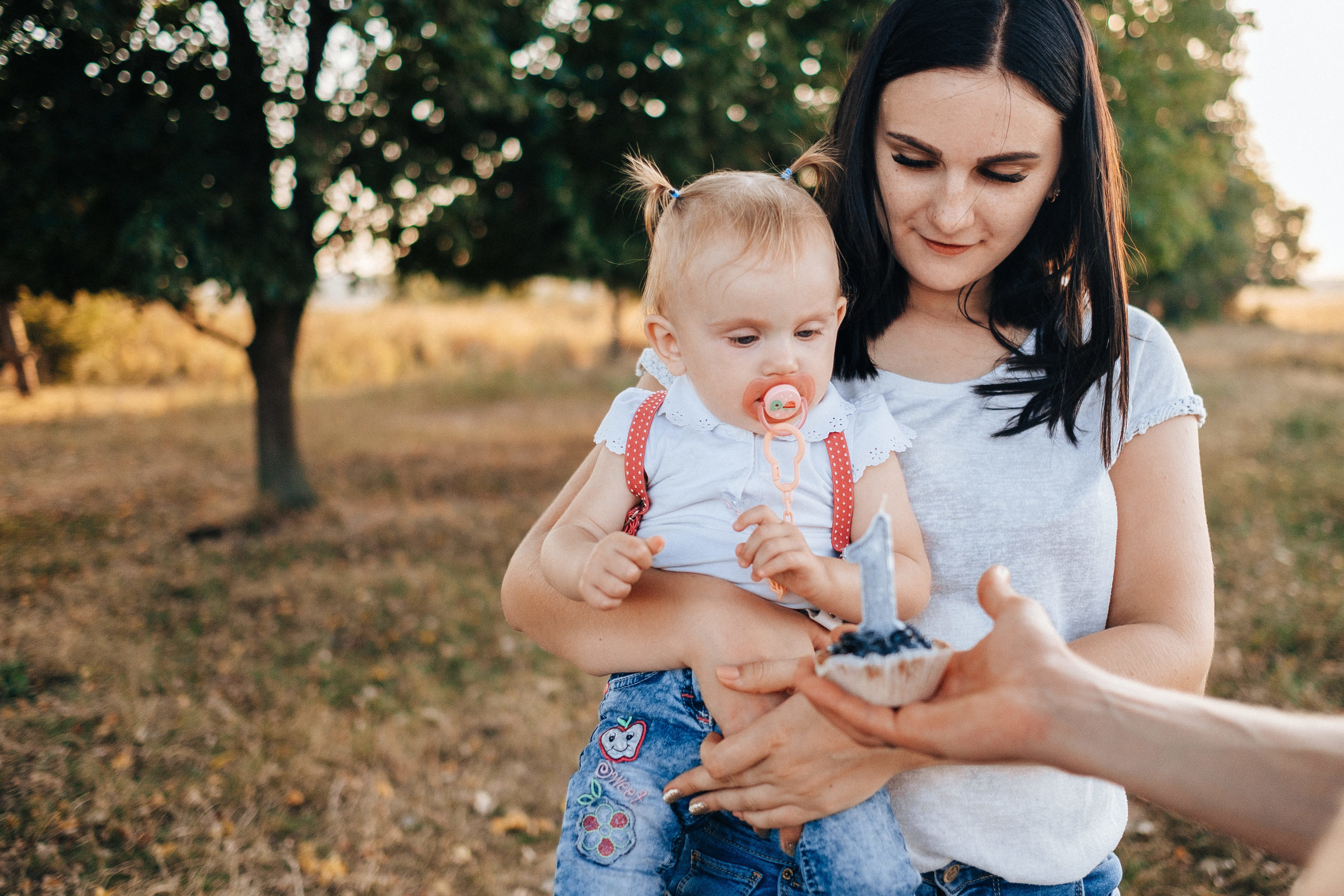 FamilyStory 1year (Lilia Sergey Maria). Ivan Skufinsky — wedding and family photographer in Vancouver
