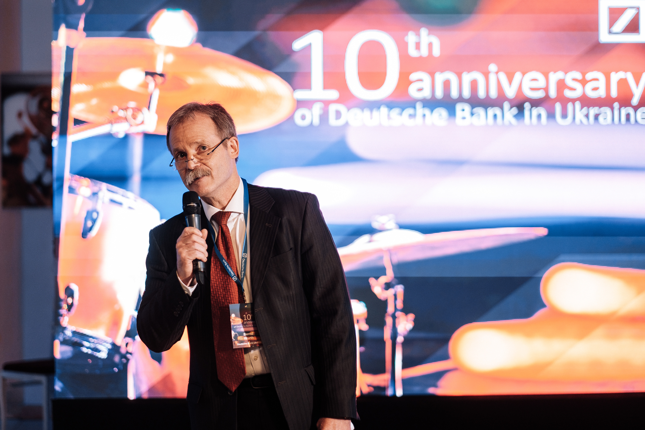 Deutsche Bank 10 years in Ukraine. Ivan Skufinsky — wedding and family photographer in Vancouver